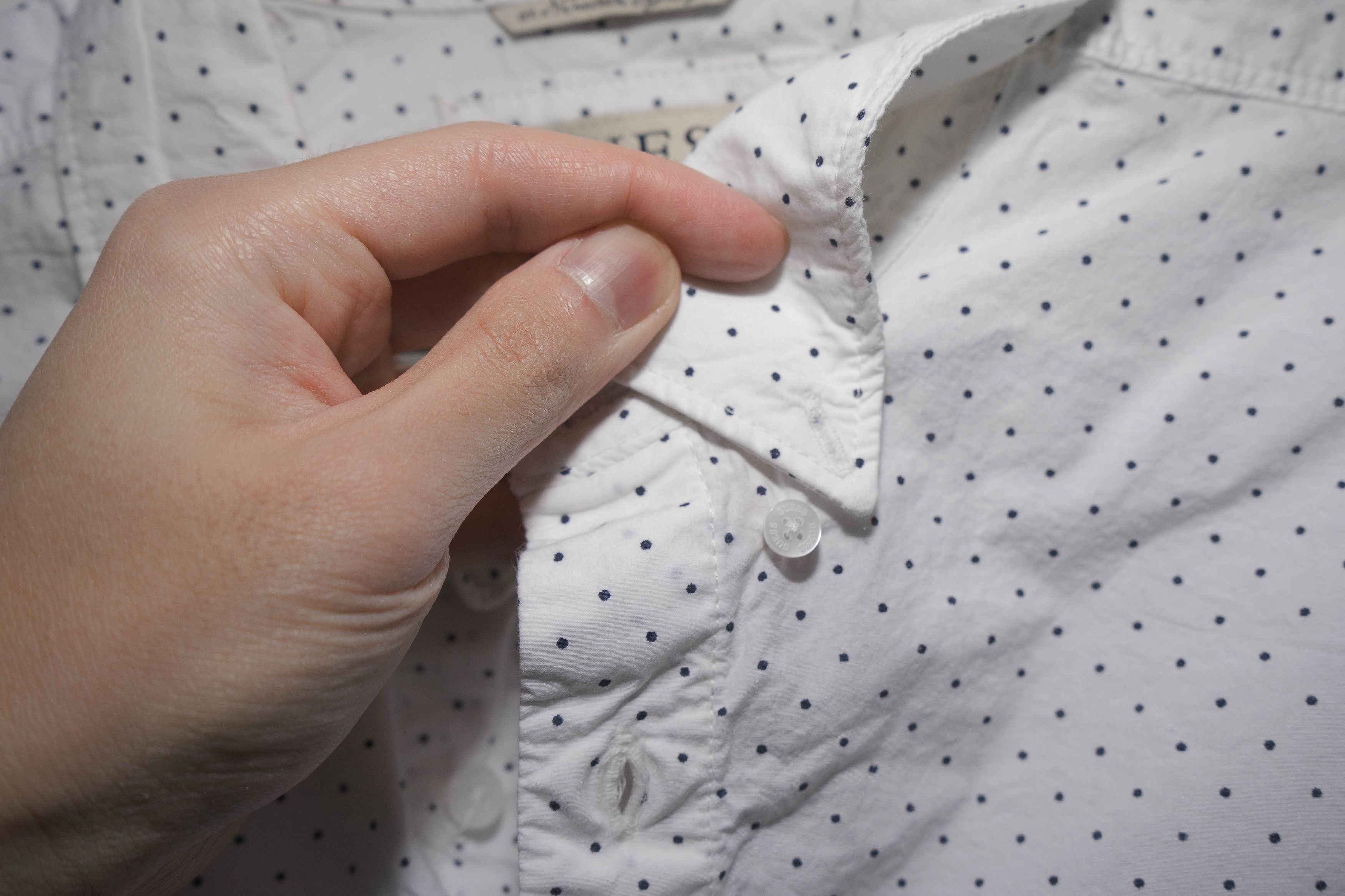 Guess Mini-Polka-Dot Poplin Button Up - Sz M Size US M / EU 48-50 / 2 - 19 Thumbnail