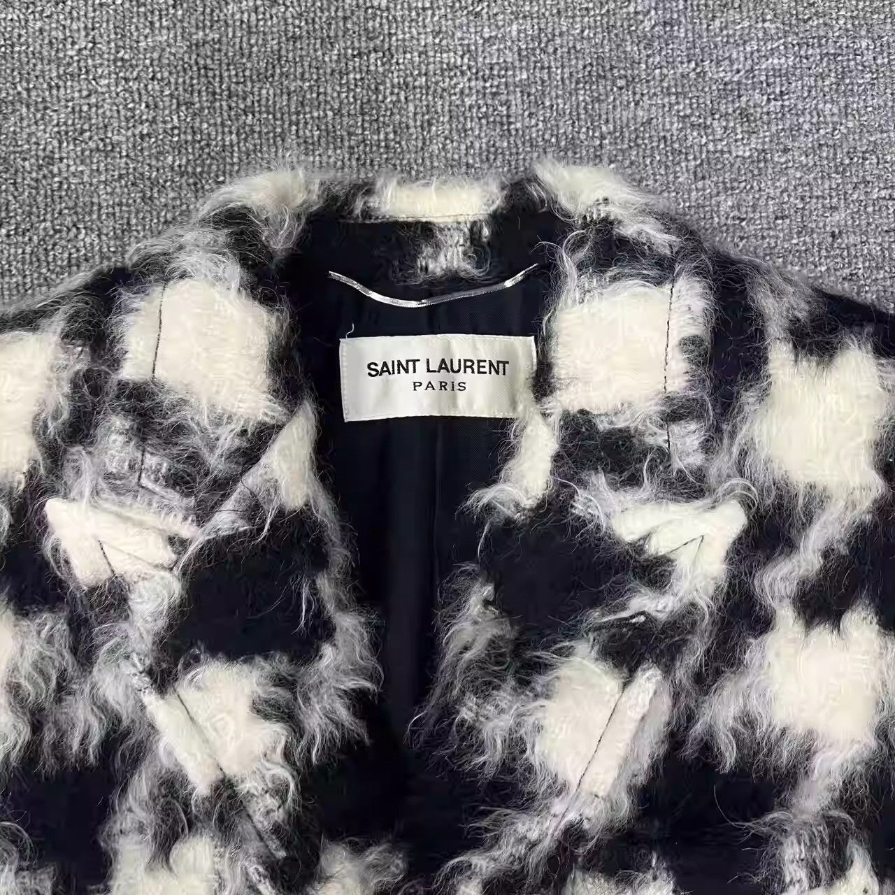 Saint Laurent Paris saint laurent Thousand Bird Check Show Coat Size US S / EU 44-46 / 1 - 3 Thumbnail
