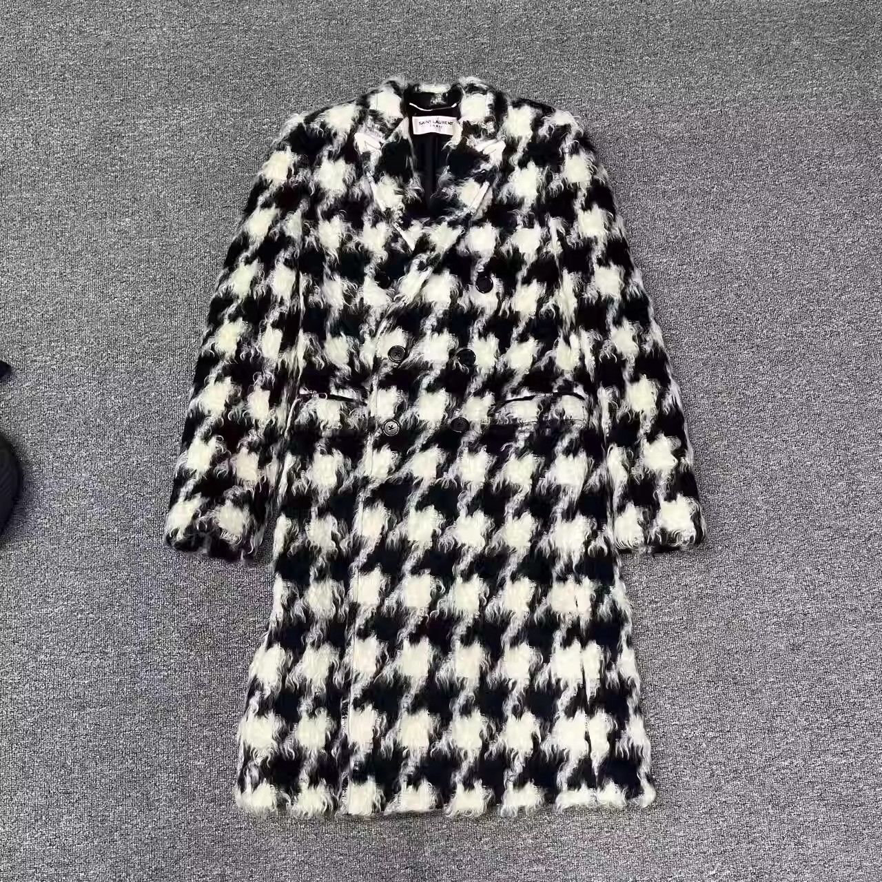 Saint Laurent Paris saint laurent Thousand Bird Check Show Coat Size US S / EU 44-46 / 1 - 1 Thumbnail