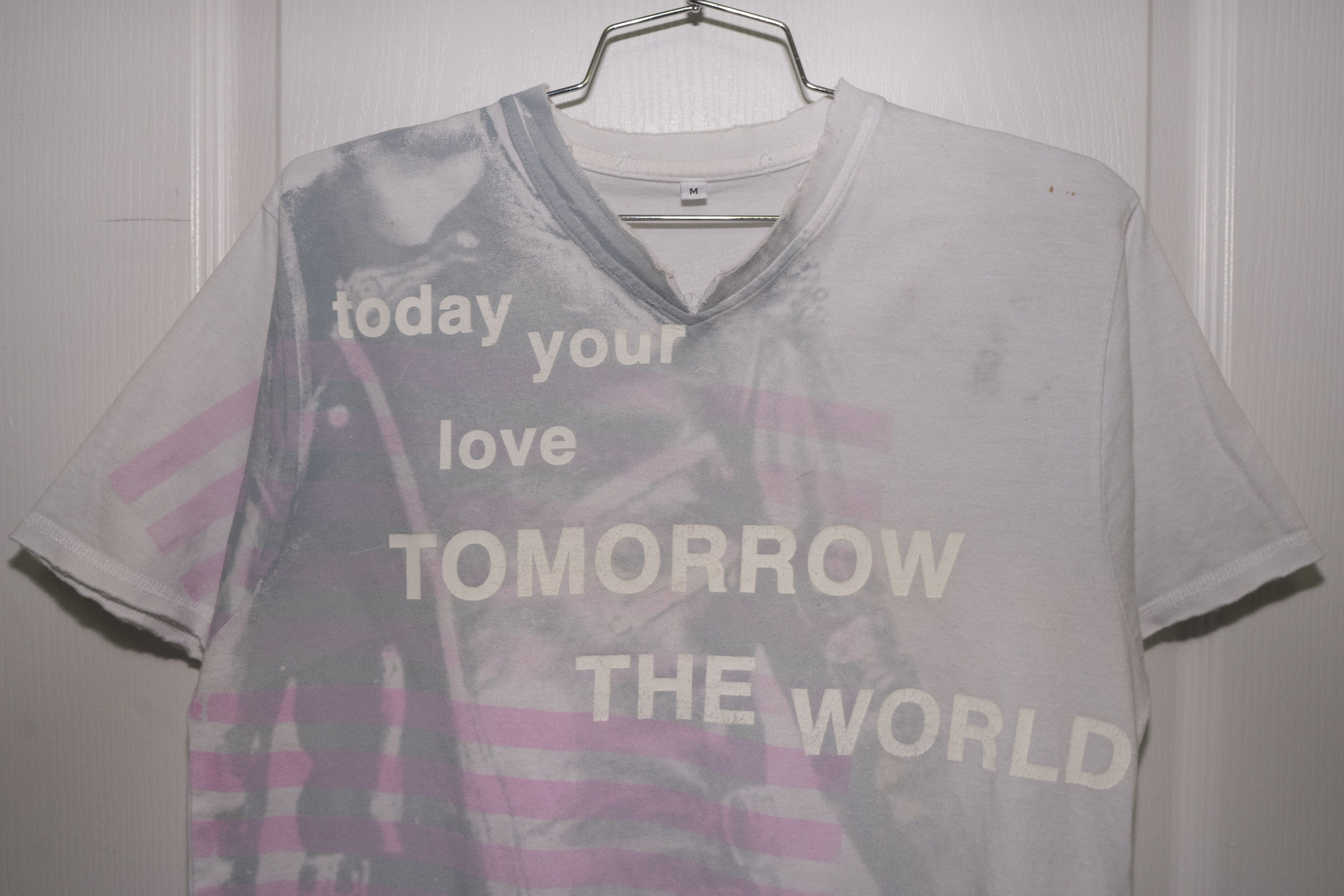 Vintage "Today Your Love, Tomorrow The World" Graphic Tee - Sz M Size US M / EU 48-50 / 2 - 3 Thumbnail