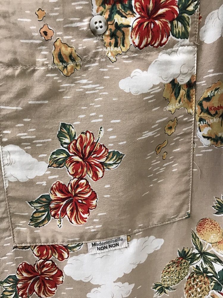Mademoiselle Non Non Mademoiselle Non Non Japan Rayon Hawaiian Shirt Size US M / EU 48-50 / 2 - 4 Thumbnail