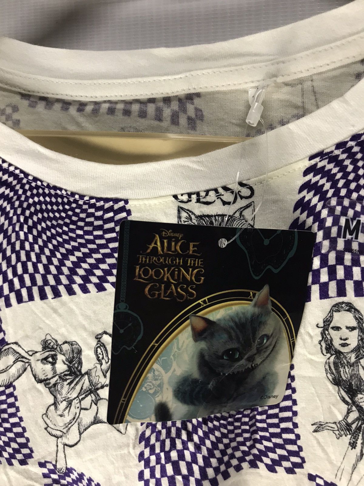 Disney × Uniqlo Fullprint tee Alice x ut new with tag Size US M / EU 48-50 / 2 - 4 Thumbnail