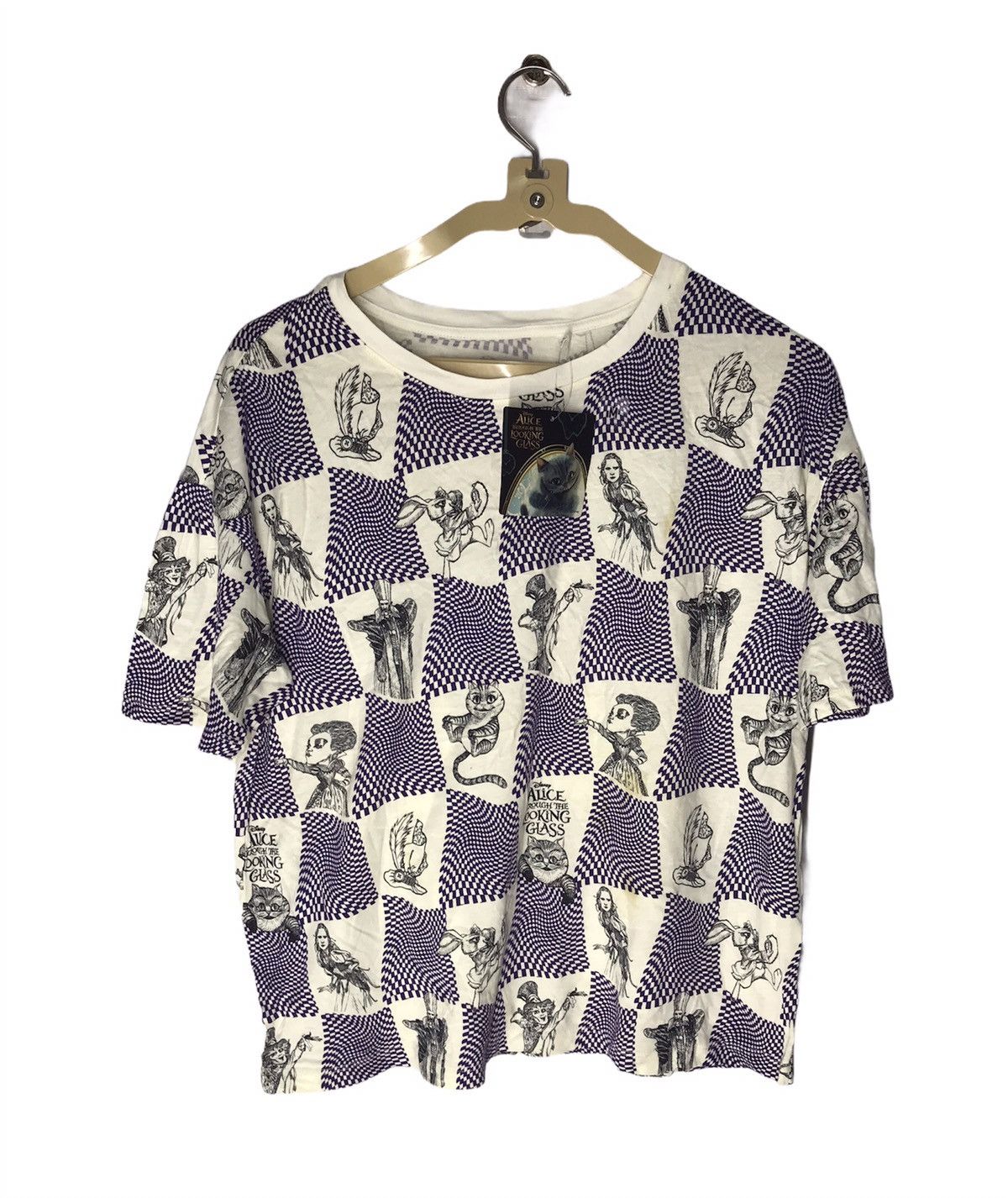 Disney × Uniqlo Fullprint tee Alice x ut new with tag Size US M / EU 48-50 / 2 - 1 Thumbnail