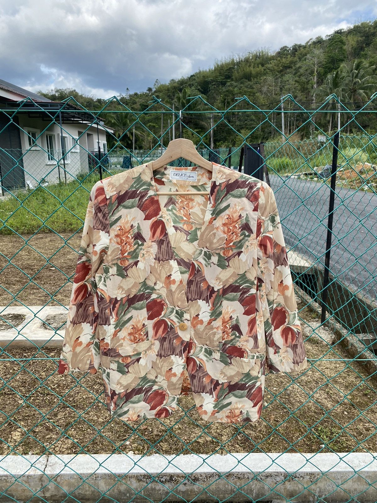 image of Vintage Delice Tokyo Style Floral Blazer, Women's (Size Large)