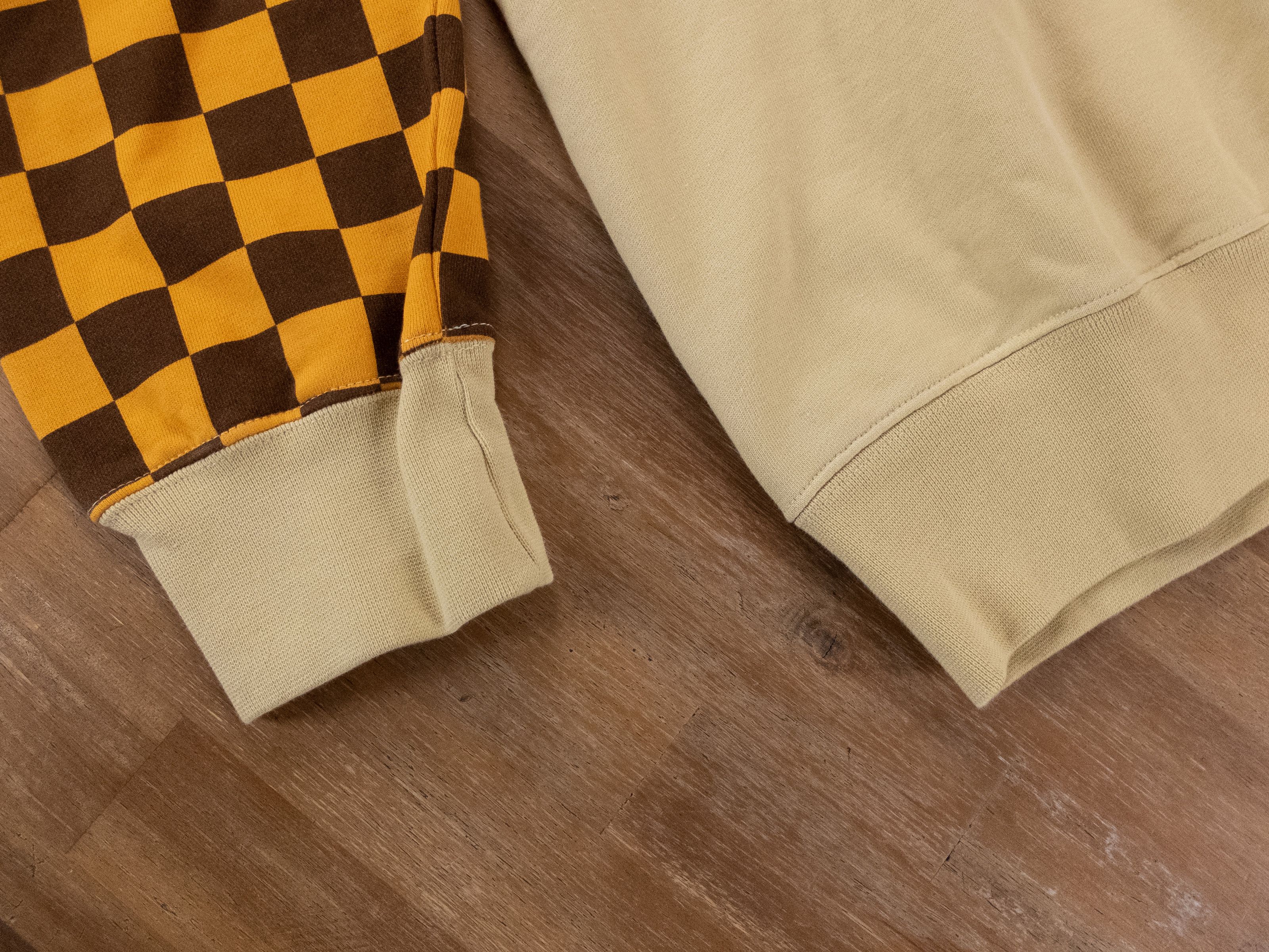 JW Anderson JW. ANDERSON yellow checkered sleeve logo sweatshirt Large Size US L / EU 52-54 / 3 - 6 Thumbnail