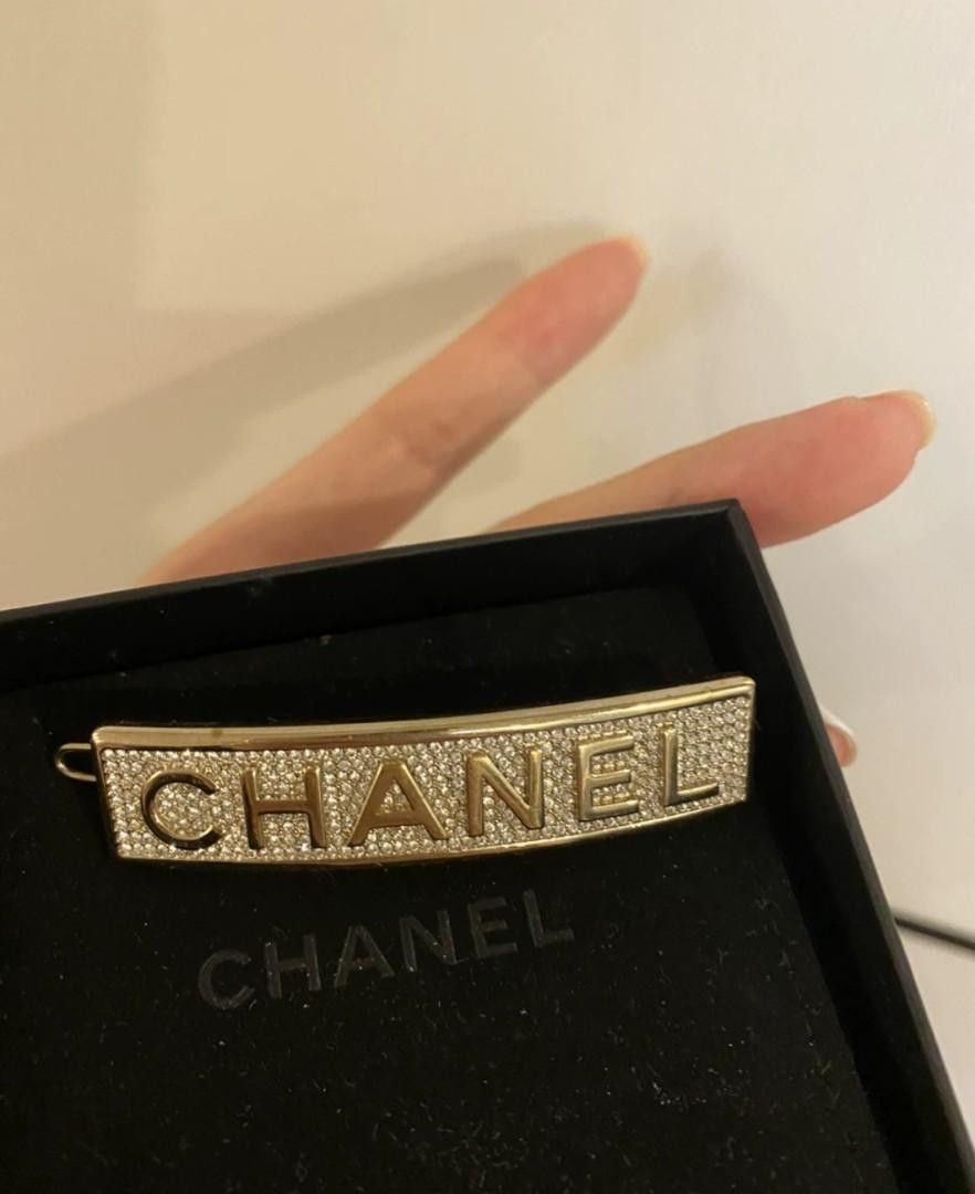 image of Chanel Hair Clip in Gold, Women's
