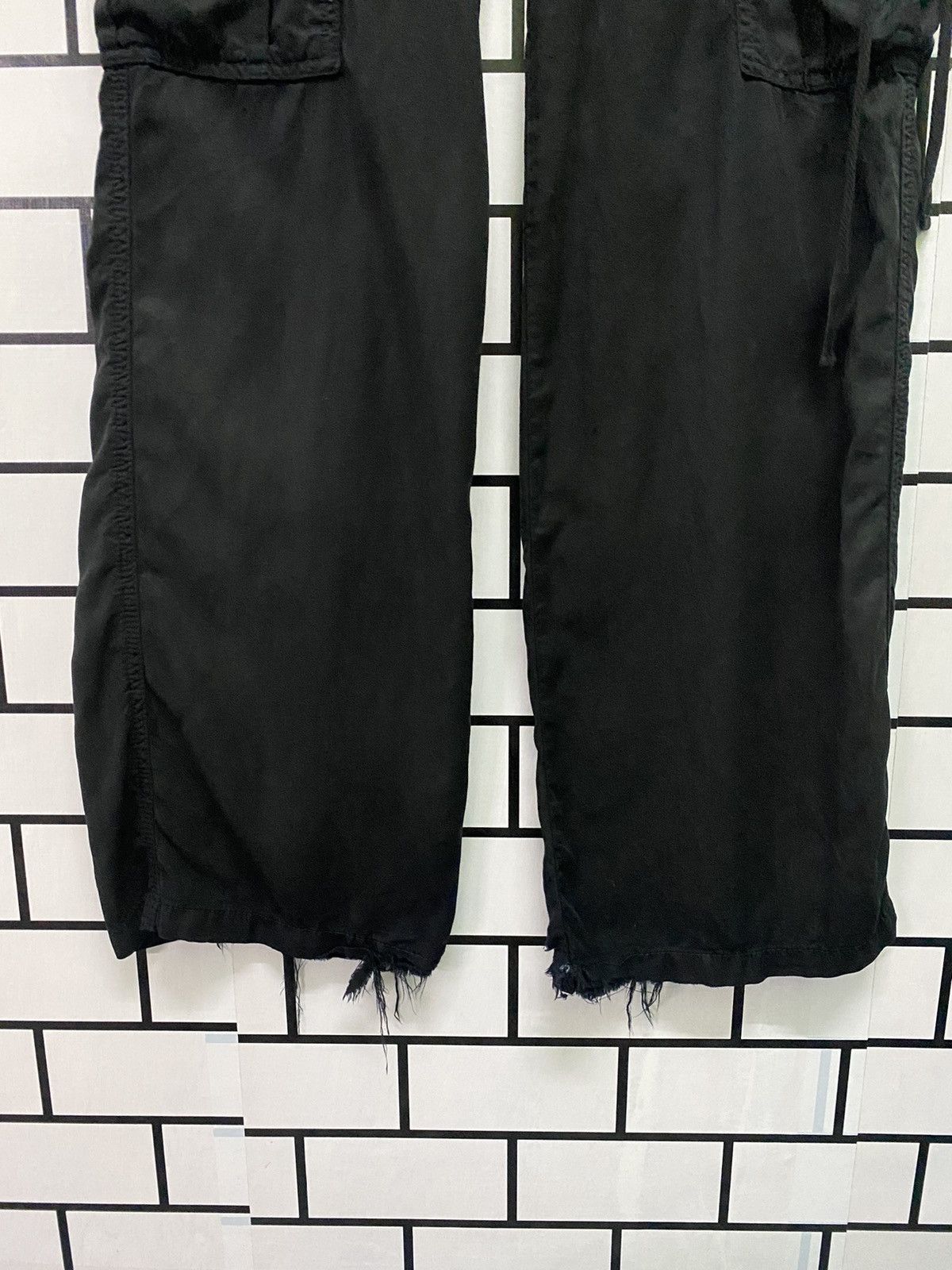 Designer × Guess CARGO GUESS MULTIPOCKET LOW RISE NYLON PANTS Size US 34 / EU 50 - 8 Thumbnail