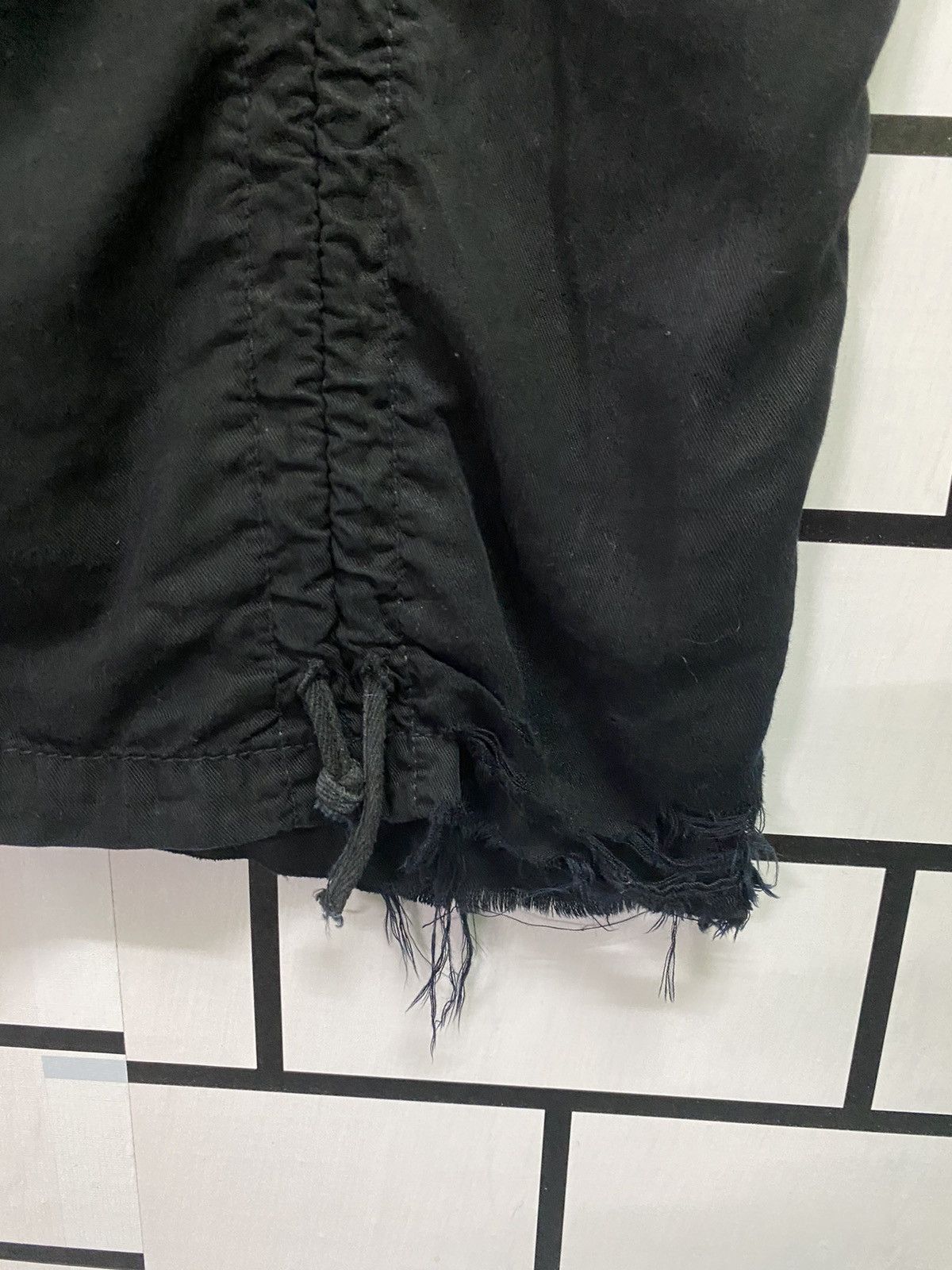 Designer × Guess CARGO GUESS MULTIPOCKET LOW RISE NYLON PANTS Size US 34 / EU 50 - 17 Thumbnail