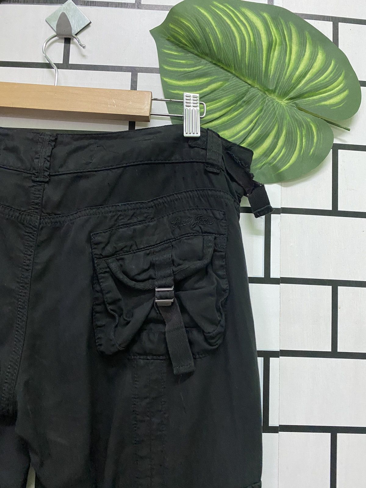 Designer × Guess CARGO GUESS MULTIPOCKET LOW RISE NYLON PANTS Size US 34 / EU 50 - 14 Thumbnail