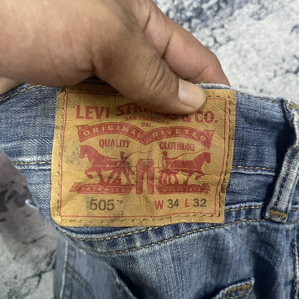 Jean × Levi's × Vintage Vintage Levis 505 Faded Distressed Denim Jeans Size US 34 / EU 50 - 8 Thumbnail