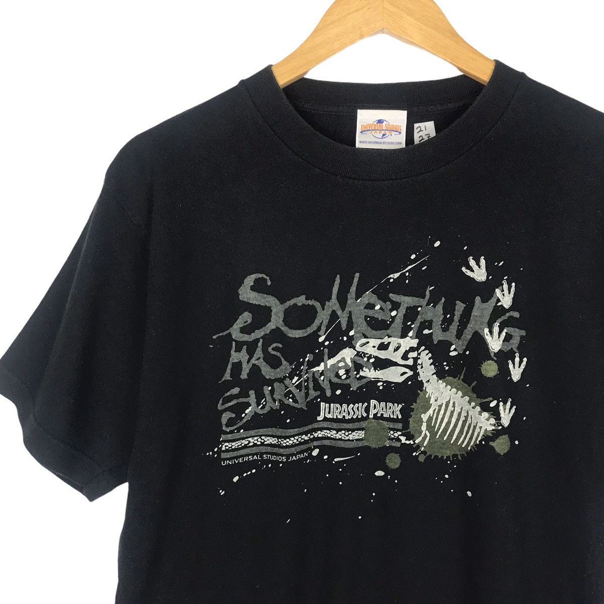 Universal Studios Vintage Jurassic Park Universal Studios Japan Size US L / EU 52-54 / 3 - 3 Thumbnail
