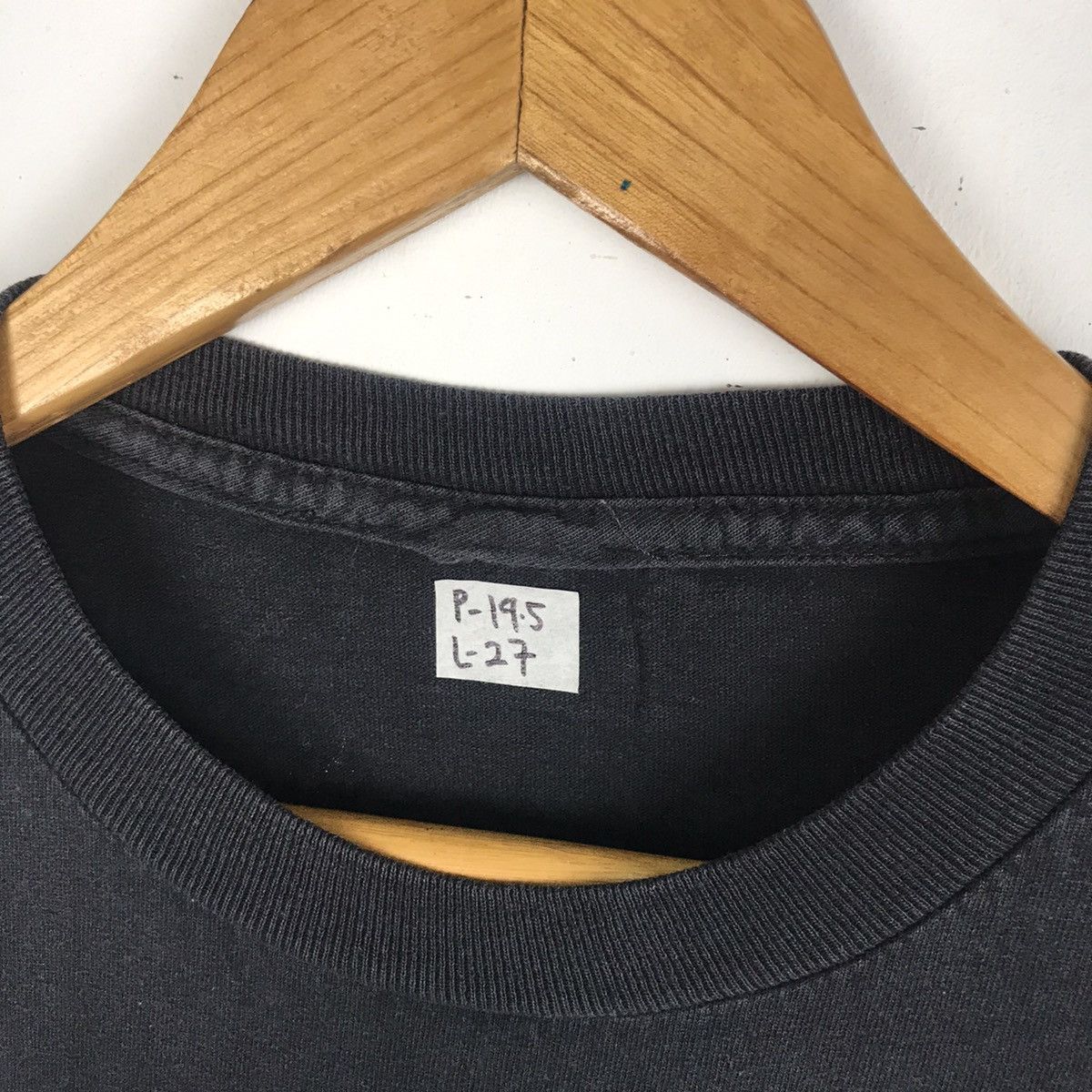 The Hundreds Distressed The Hundreds “Followers of the old school” Size US M / EU 48-50 / 2 - 7 Thumbnail