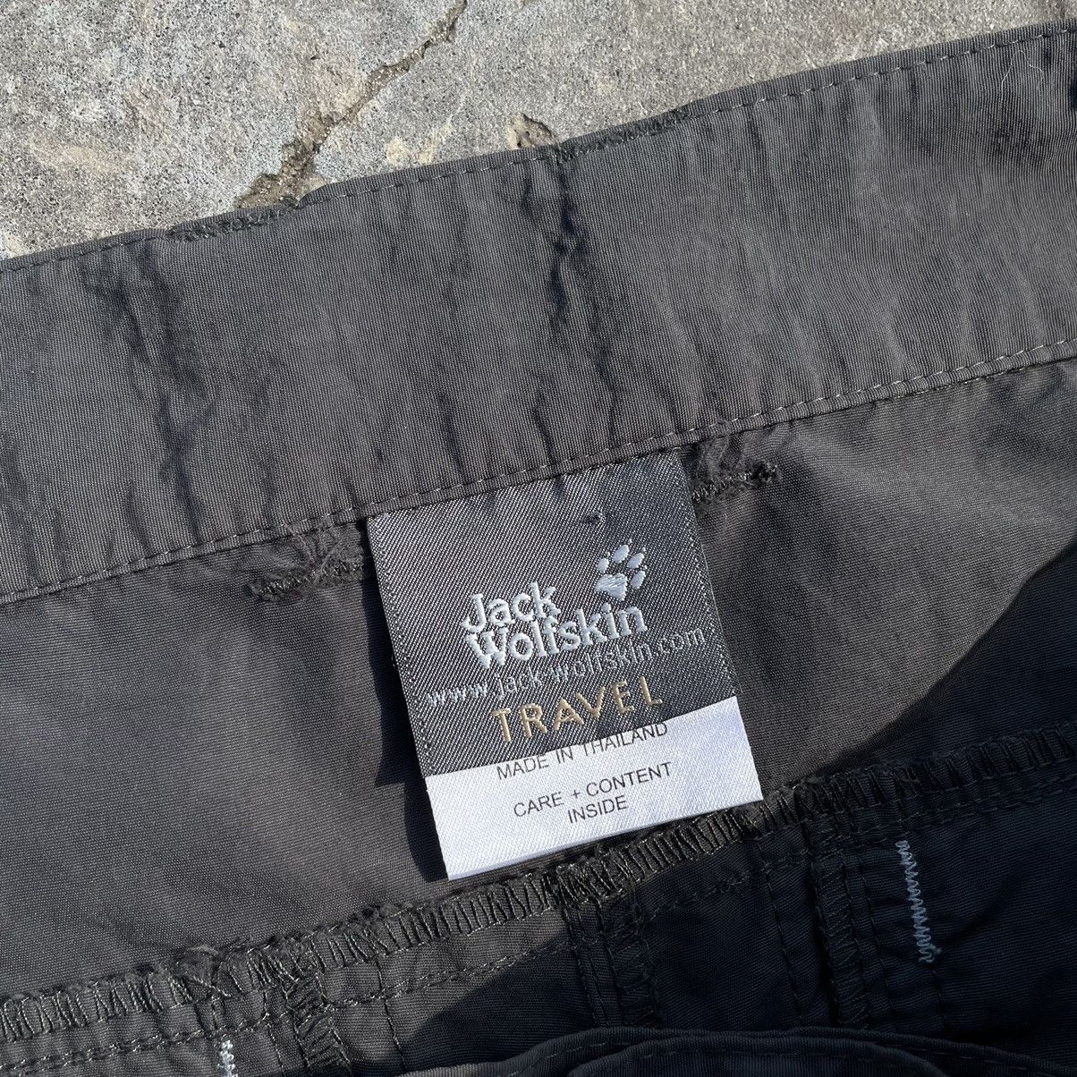 Jack Wolfskin × Vintage Vintage Jack Wolfskin Shorts Trekking Outdoor Y2K Streetwear Size US 42 / EU 58 - 10 Thumbnail