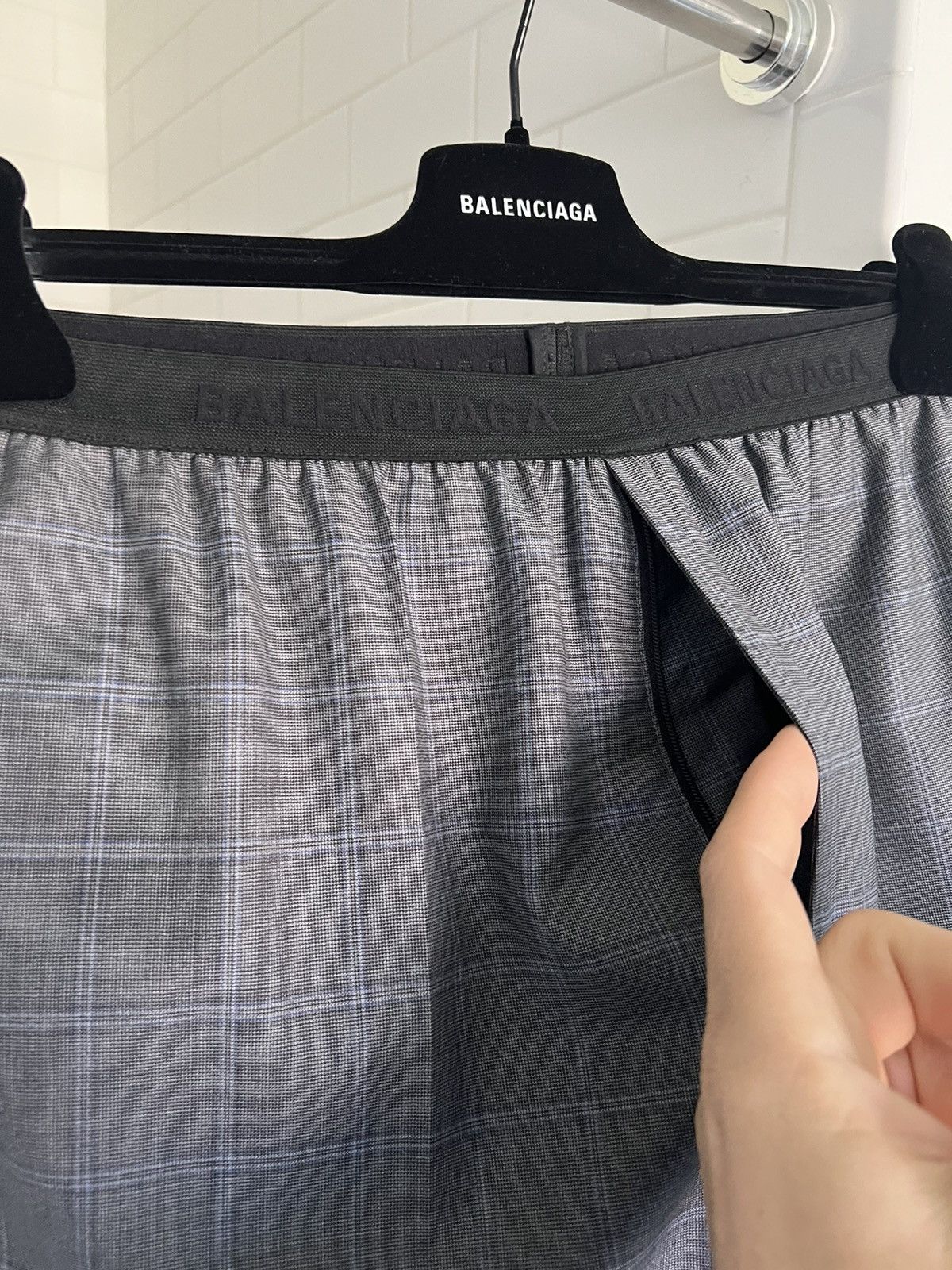 Balenciaga Balenciaga Fluid Elastic Waist Pants Size US 44 / EU 60 - 4 Thumbnail
