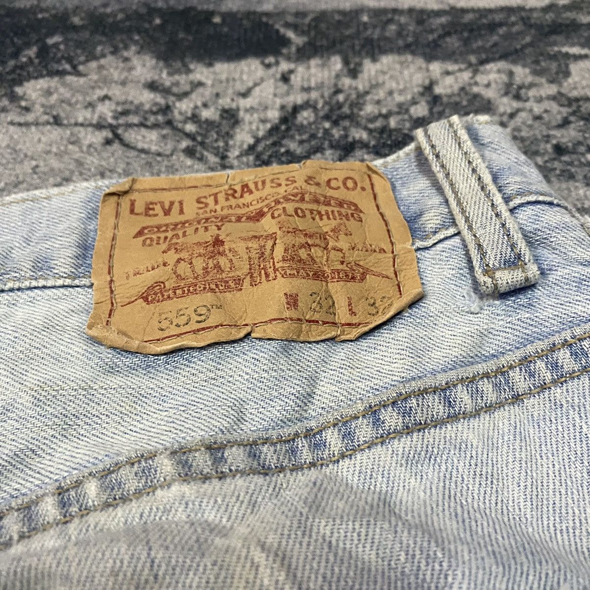 Levi's Vintage Levis 559 Relaxed Straight Light Washed Jeans Size US 32 / EU 48 - 17 Thumbnail