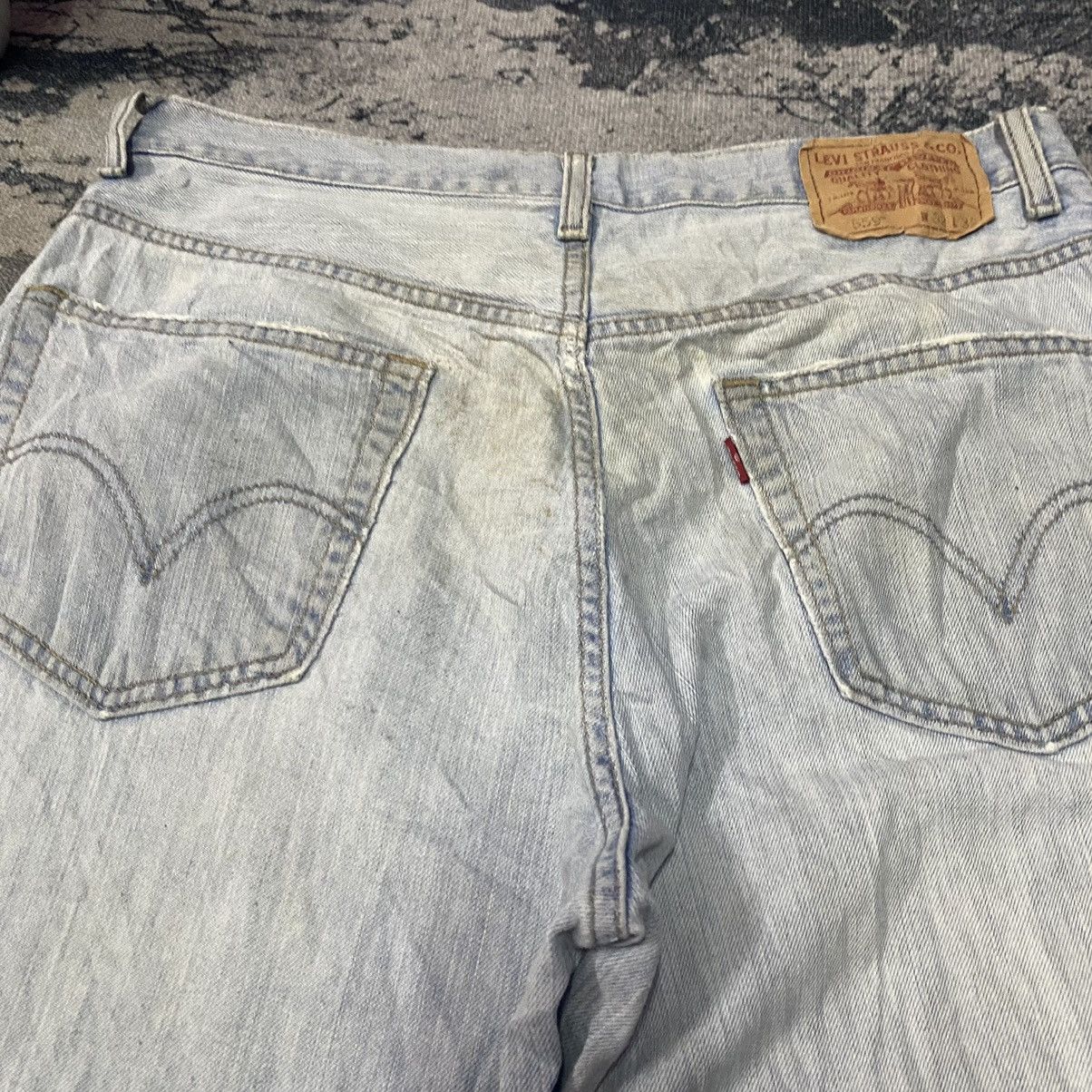 Levi's Vintage Levis 559 Relaxed Straight Light Washed Jeans Size US 32 / EU 48 - 13 Thumbnail