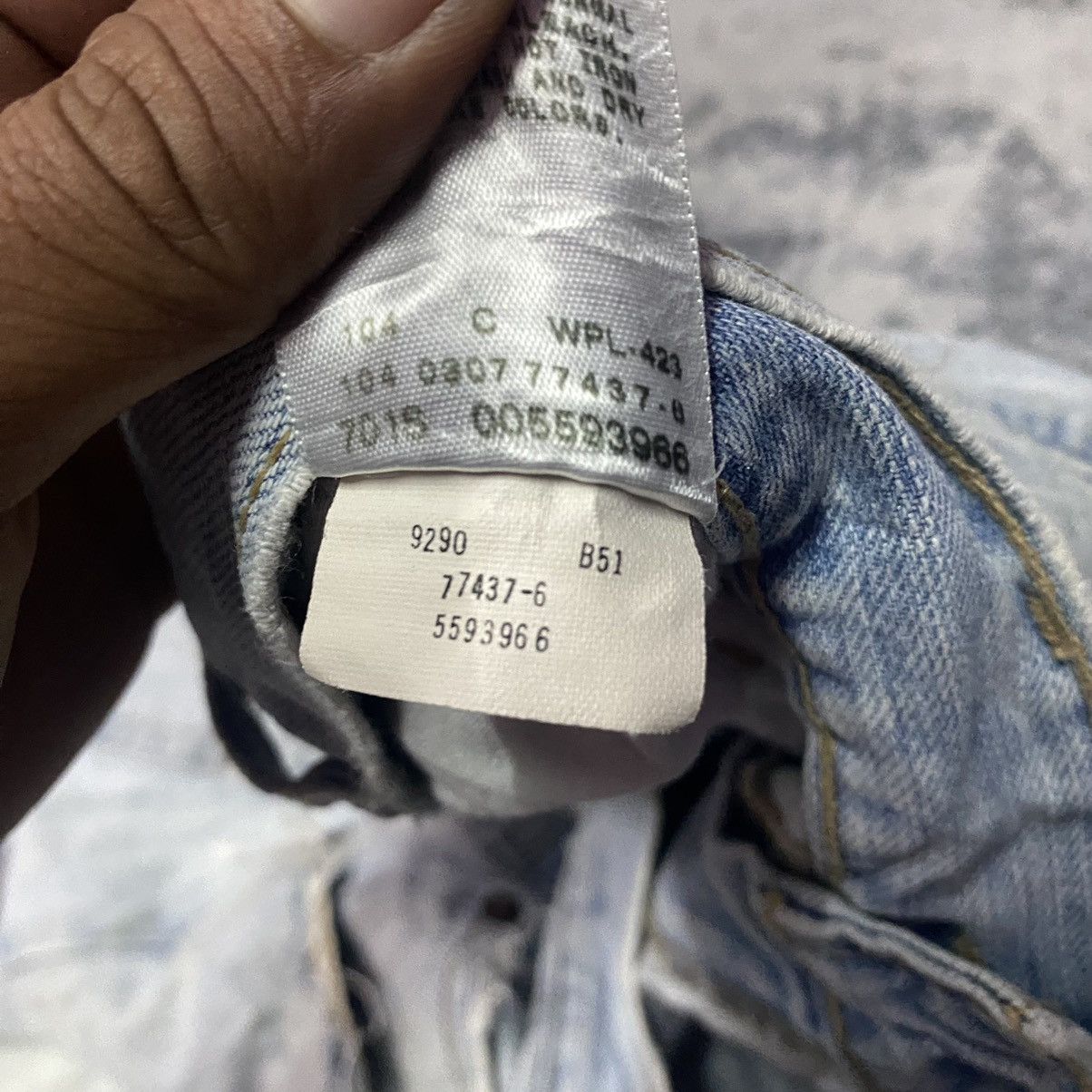 Levi's Vintage Levis 559 Relaxed Straight Light Washed Jeans Size US 32 / EU 48 - 11 Thumbnail