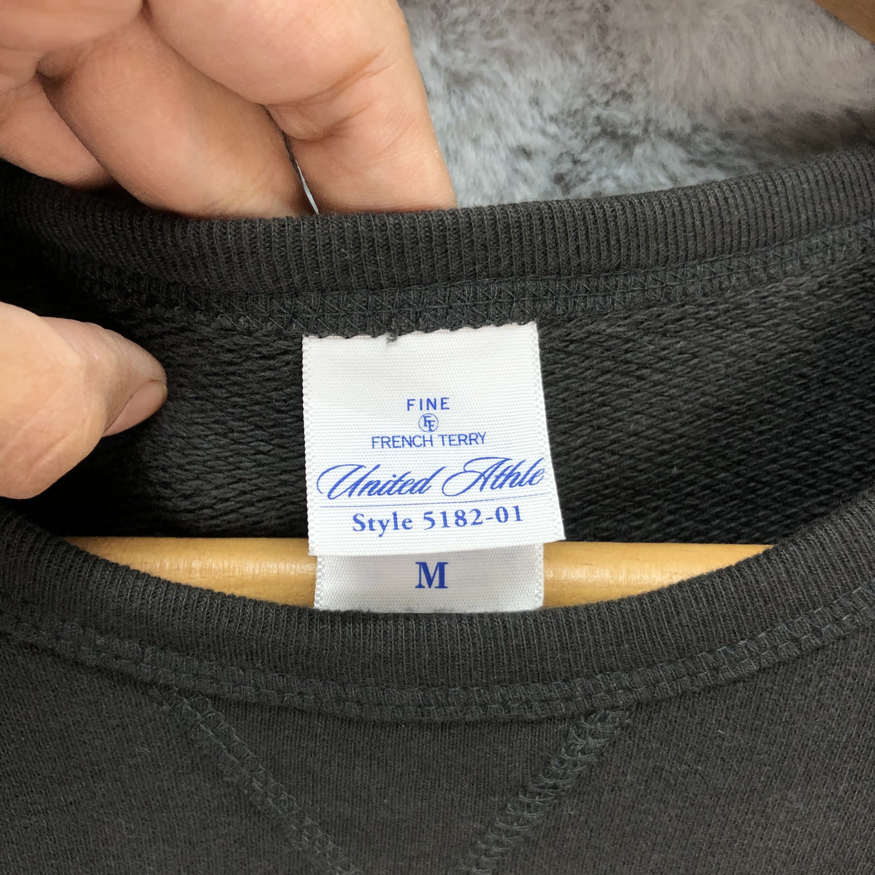 Japanese Brand 04 Limited Sazabys French Terry Sweatshirts #5298-183 Size US M / EU 48-50 / 2 - 7 Thumbnail