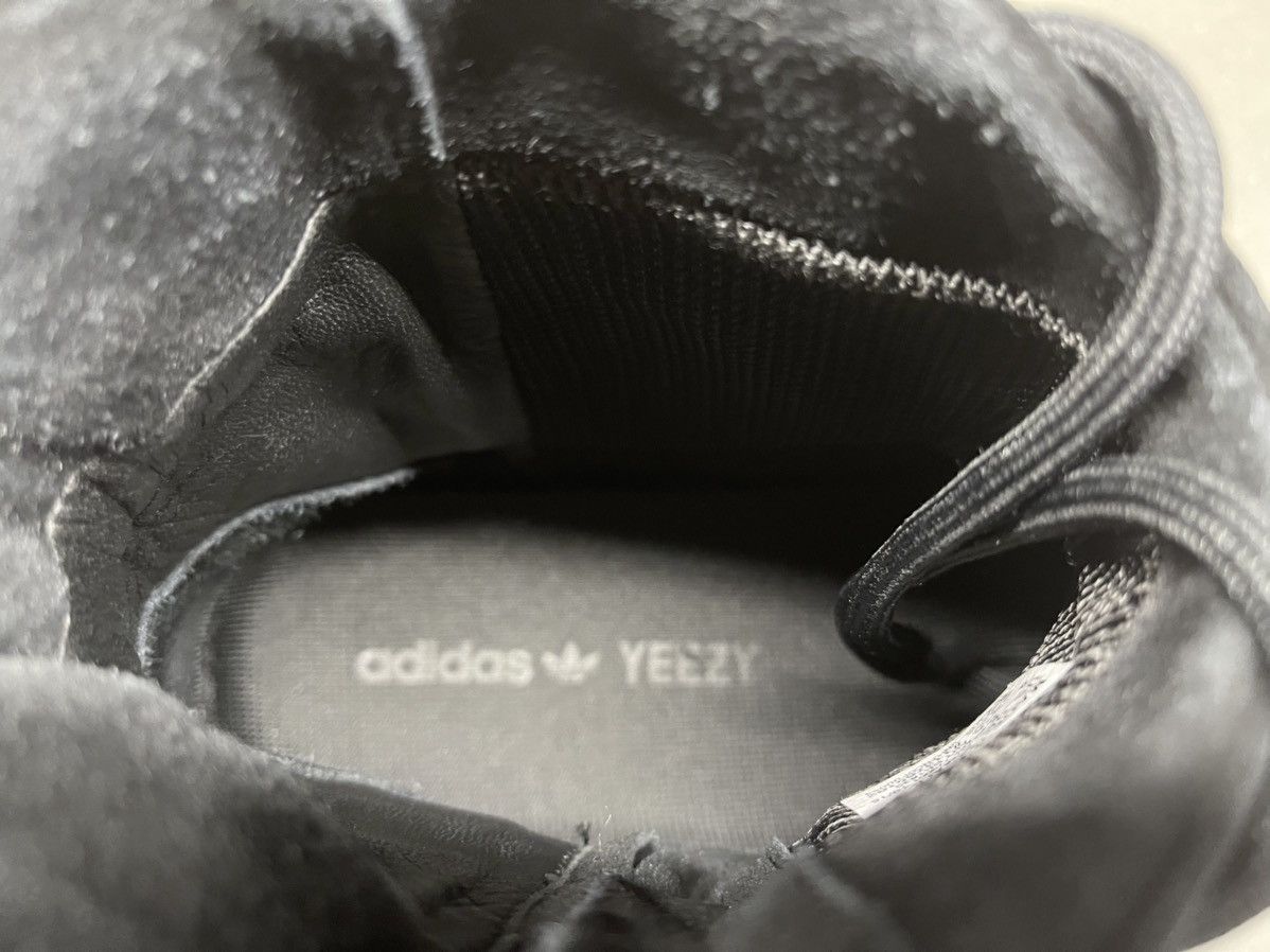 Adidas × Kanye West Adidas Yeezy Boost 750 Triple Black Size US 9 / EU 42 - 9 Thumbnail