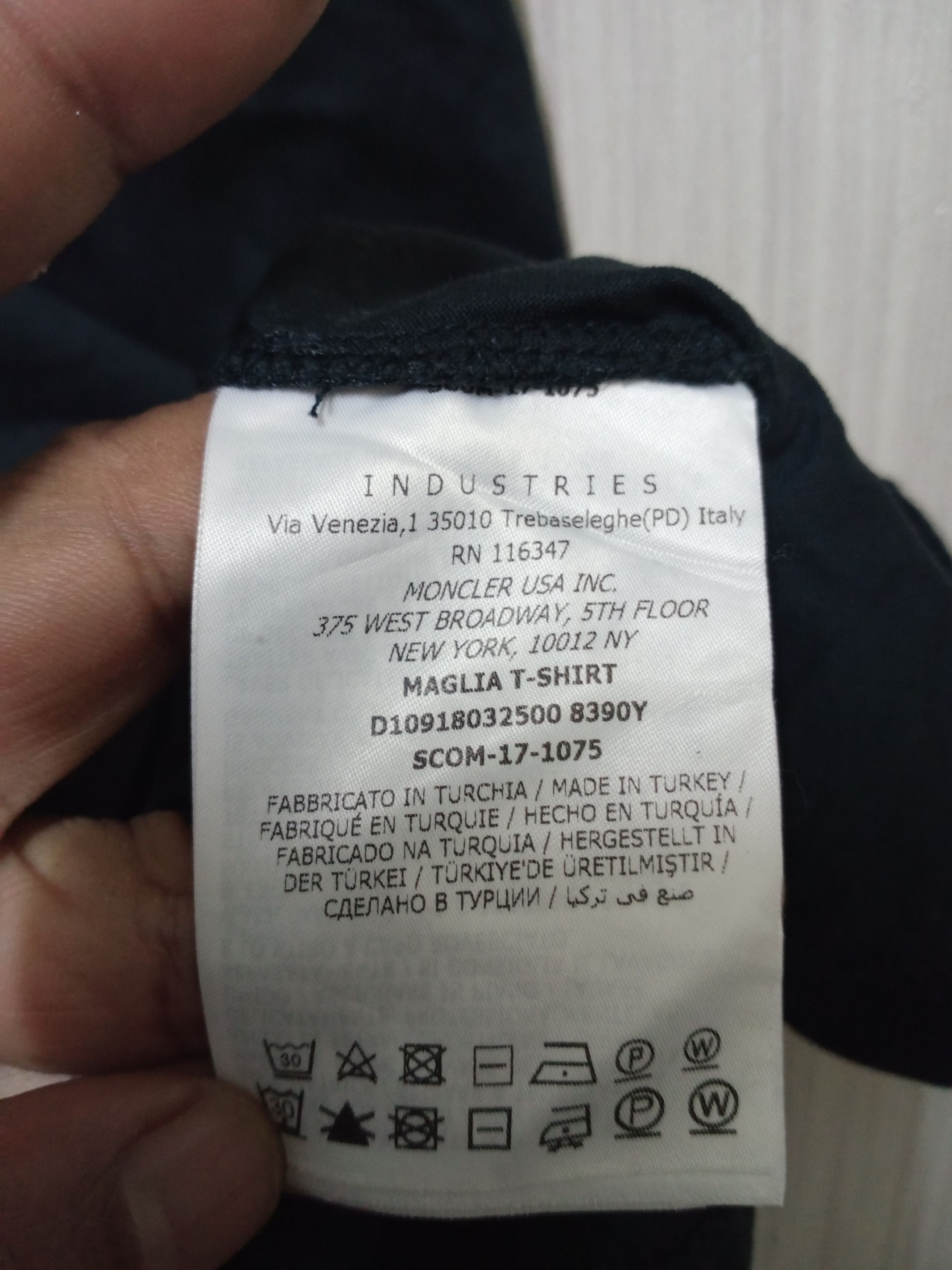 Moncler Moncler Maglia Tshirt Size XS / US 0-2 / IT 36-38 - 20 Thumbnail