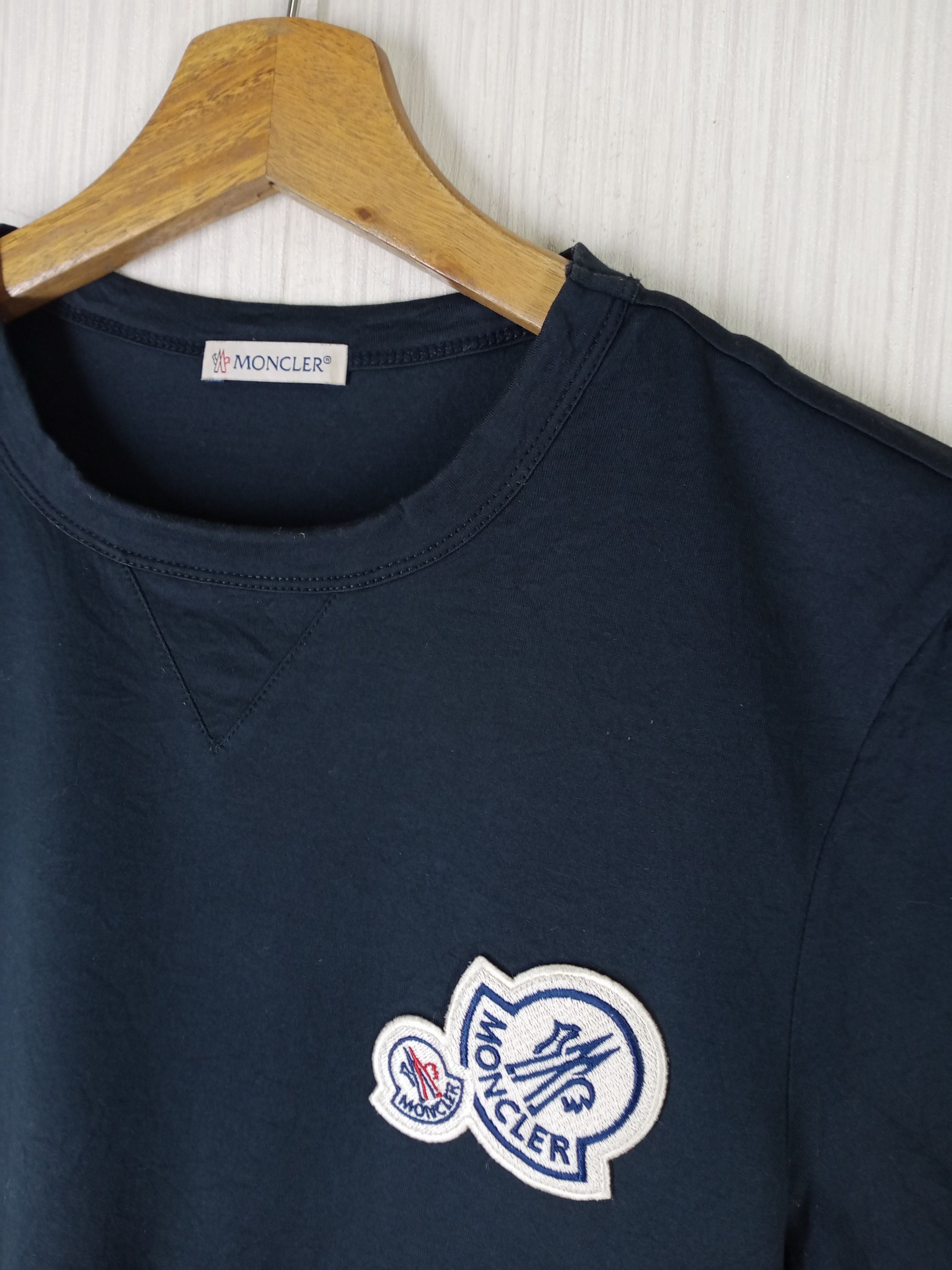 Moncler Moncler Maglia Tshirt Size XS / US 0-2 / IT 36-38 - 2 Thumbnail