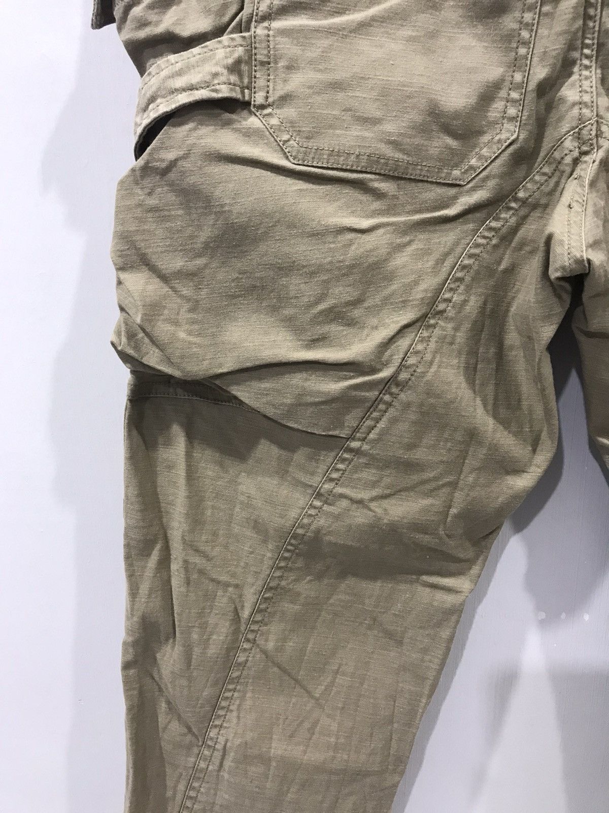 Final Home ARCHIVAL FINAL HOME By ISSEY MIYAKE DESIGNER TACTICAL PANT Size US 32 / EU 48 - 13 Thumbnail