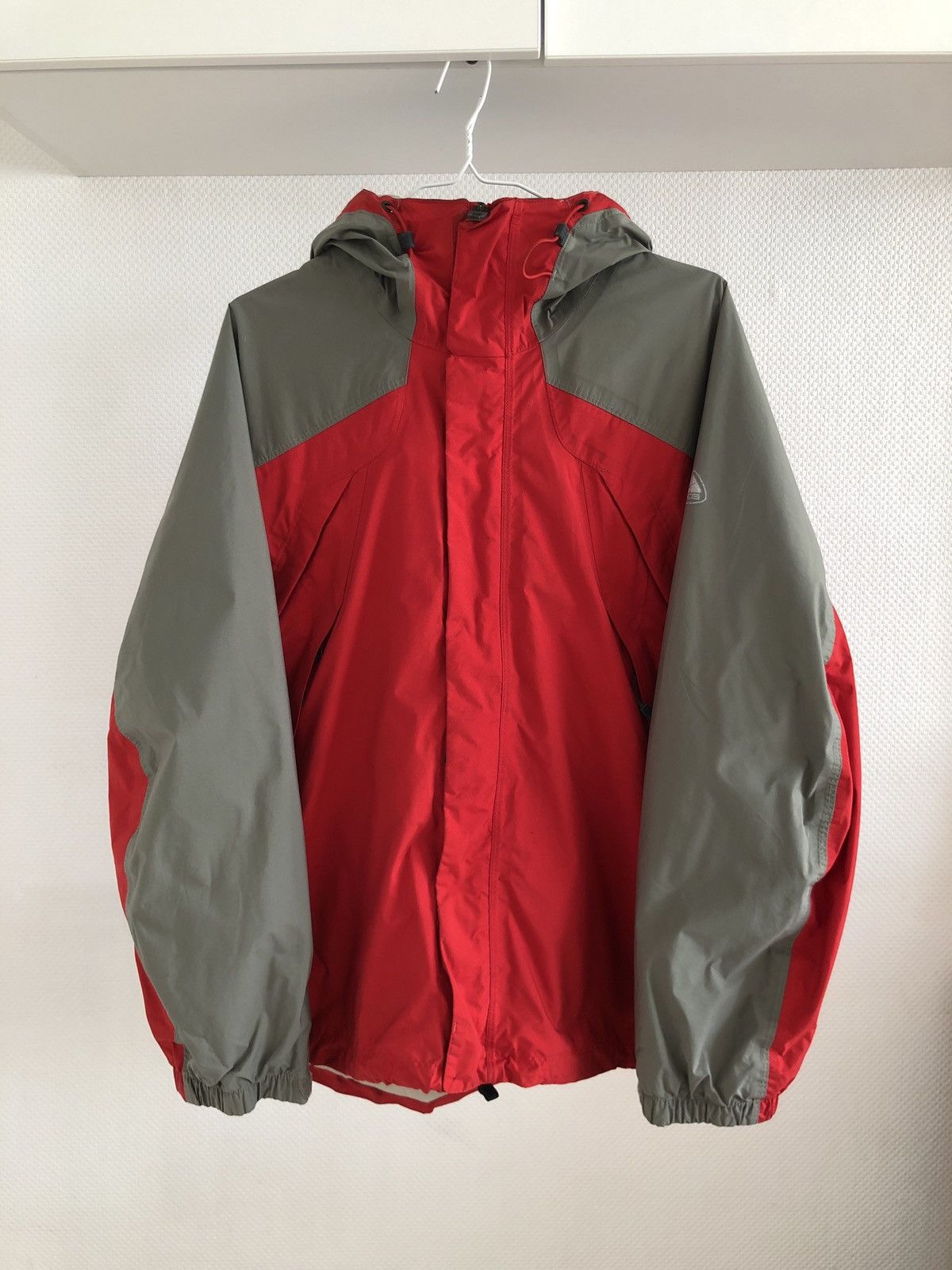 acg nike coat