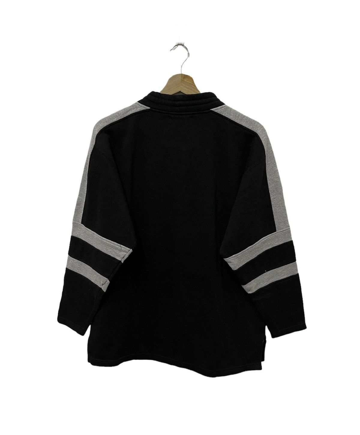 Japanese Brand × Vintage Vintage Valentino Monica Spell Out Embroidery Sweatshirt Size US M / EU 48-50 / 2 - 5 Thumbnail