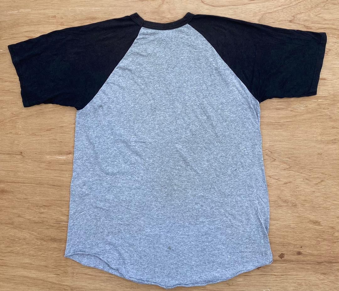 Vintage vintage tee D -18 Size US XL / EU 56 / 4 - 2 Thumbnail