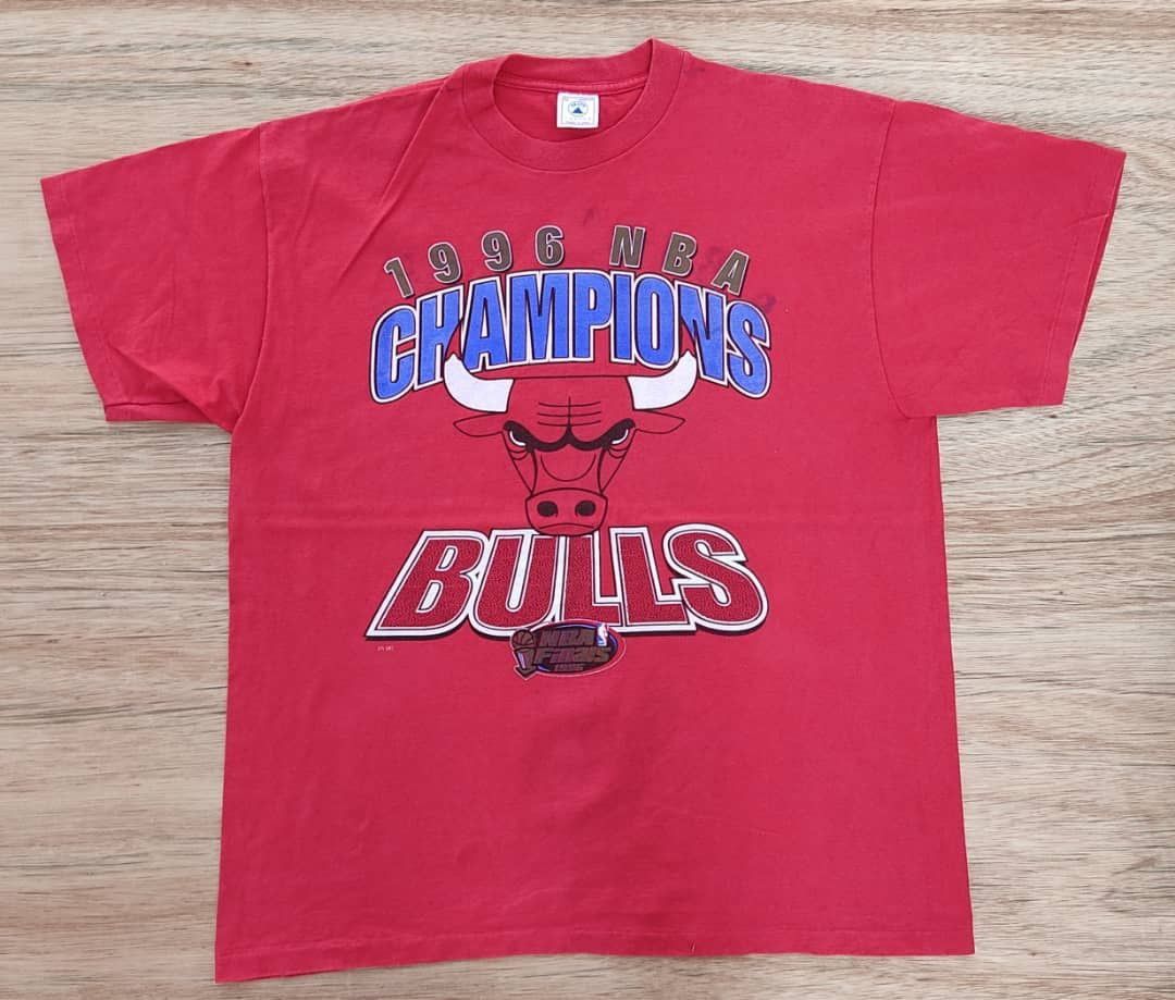 image of Chicago Bulls x Vintage Tee Chicago Bull A38 in Red, Men's (Size XL)