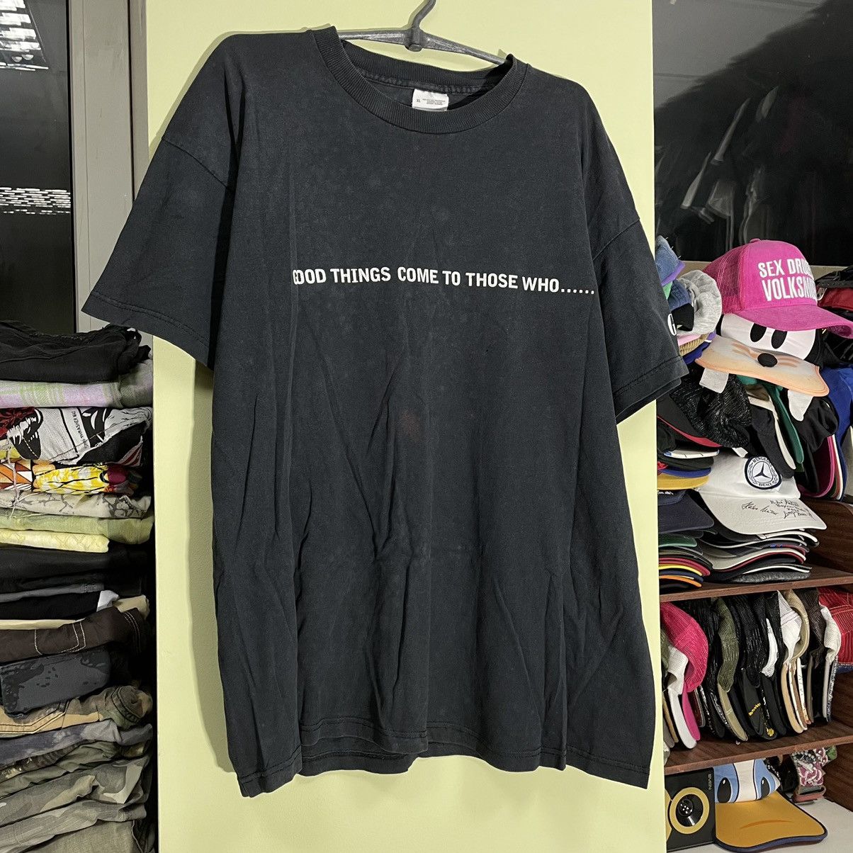Vintage Vintage Y2K Sun Faded Graphic Tee Streetwear Art Cropped XL Size US XL / EU 56 / 4 - 4 Thumbnail