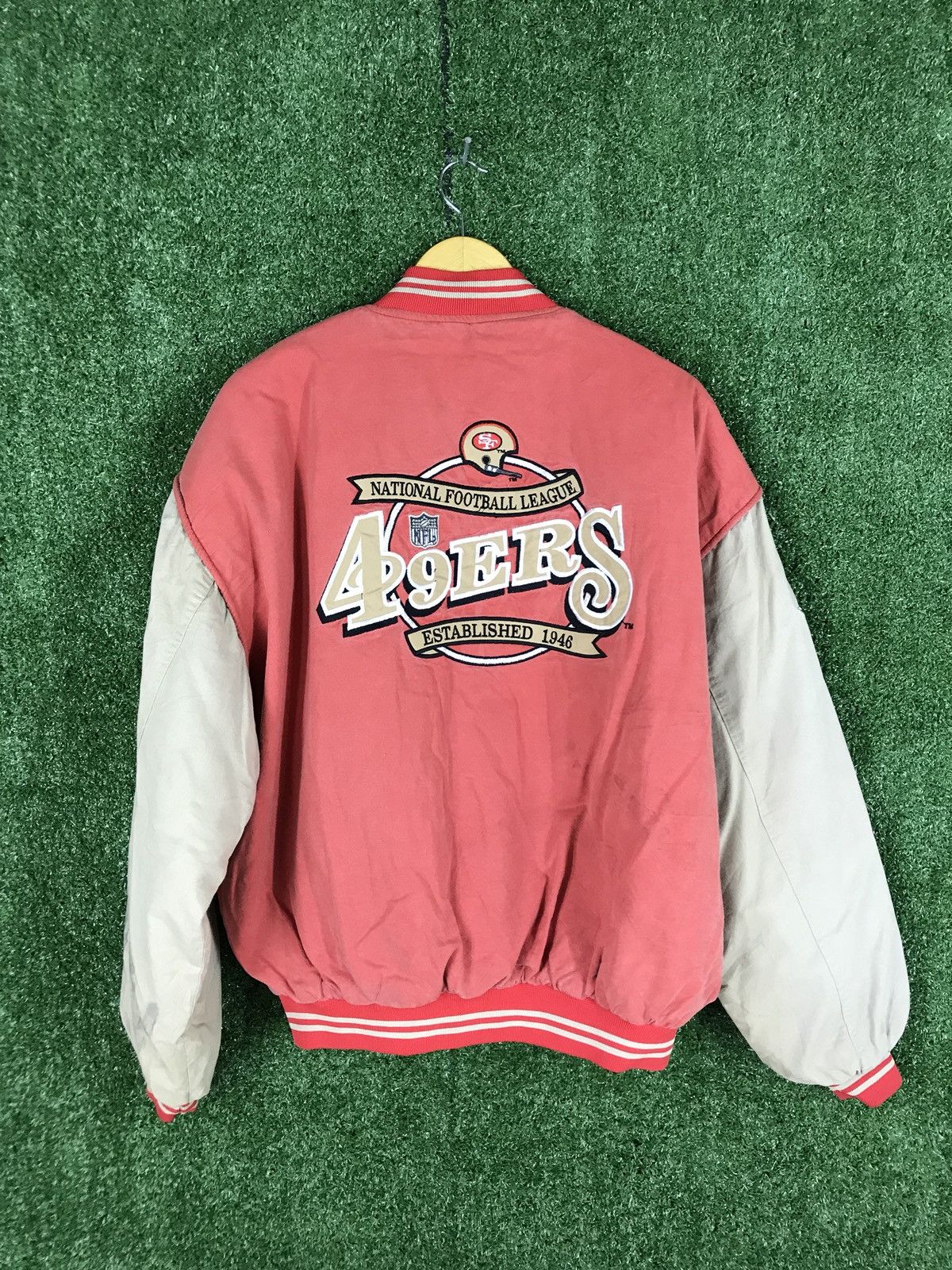 NFL NUTMEG THE NFL VINTAGE COLLECTION 49ERS NATIONAL FOOTBALL Size US L / EU 52-54 / 3 - 7 Thumbnail