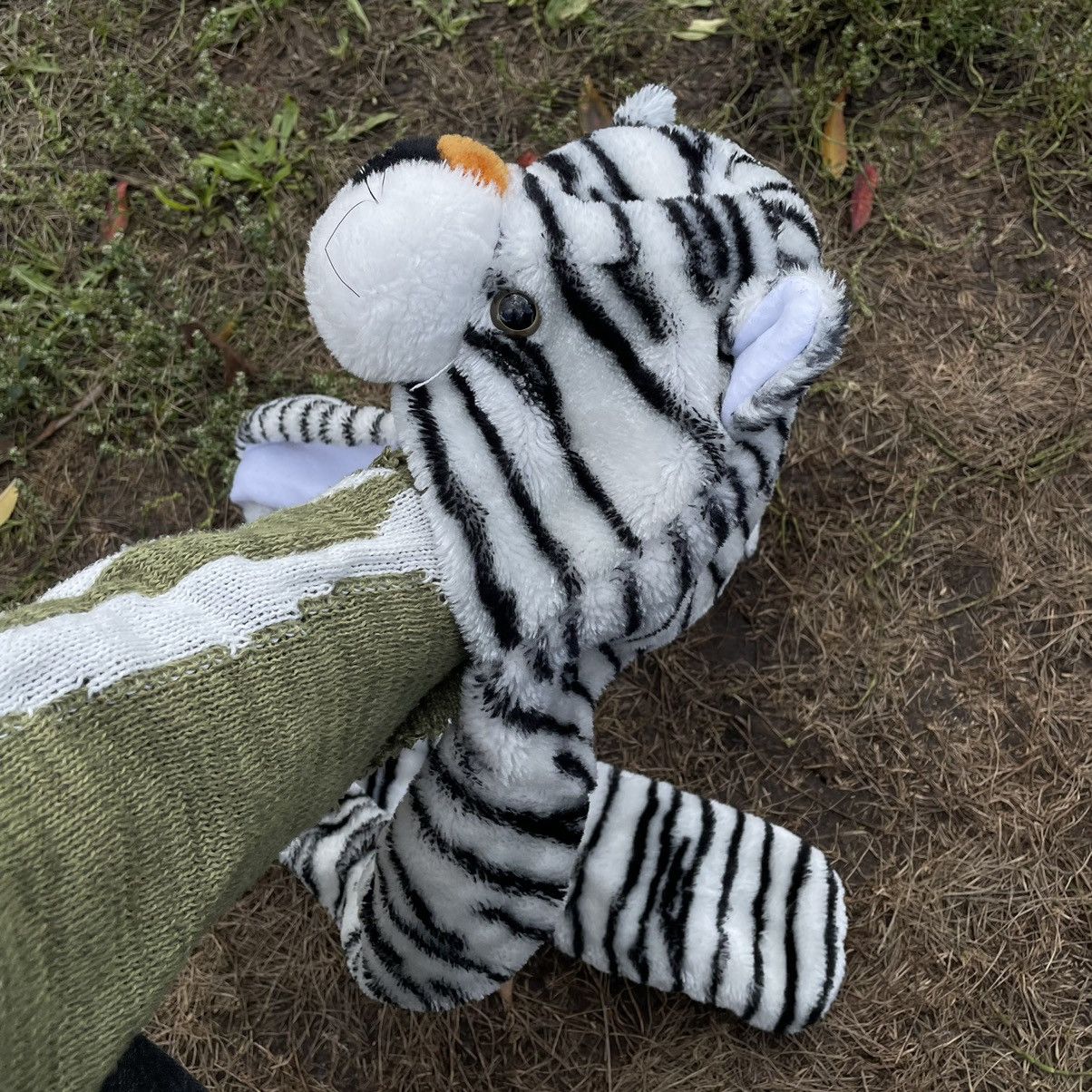 Vintage Vintage 90s Tiger Stripe Beanie Grunge Alt Furry Relaxed OS Size ONE SIZE - 4 Thumbnail