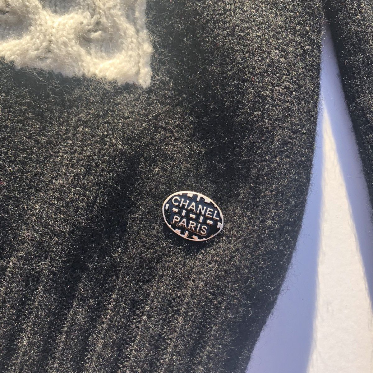 Chanel Chanel Runway 16A Rome Cashmere Knit Sweater Size 34 Size XS / US 0-2 / IT 36-38 - 11 Thumbnail