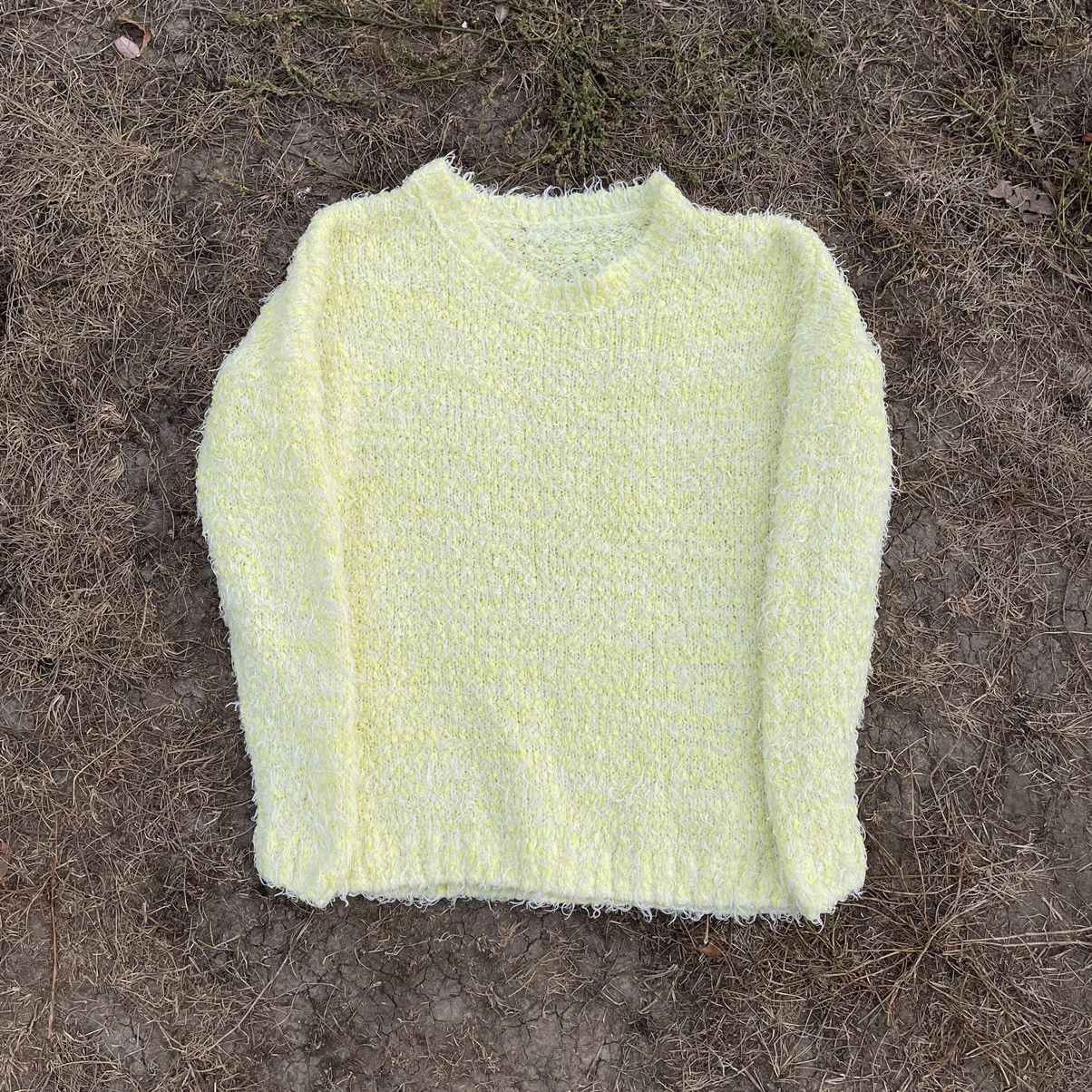 Vintage Vintage Y2K Cream Fuzzy Knit Sweater Coquette Cute Logo M Size M / US 6-8 / IT 42-44 - 1 Thumbnail