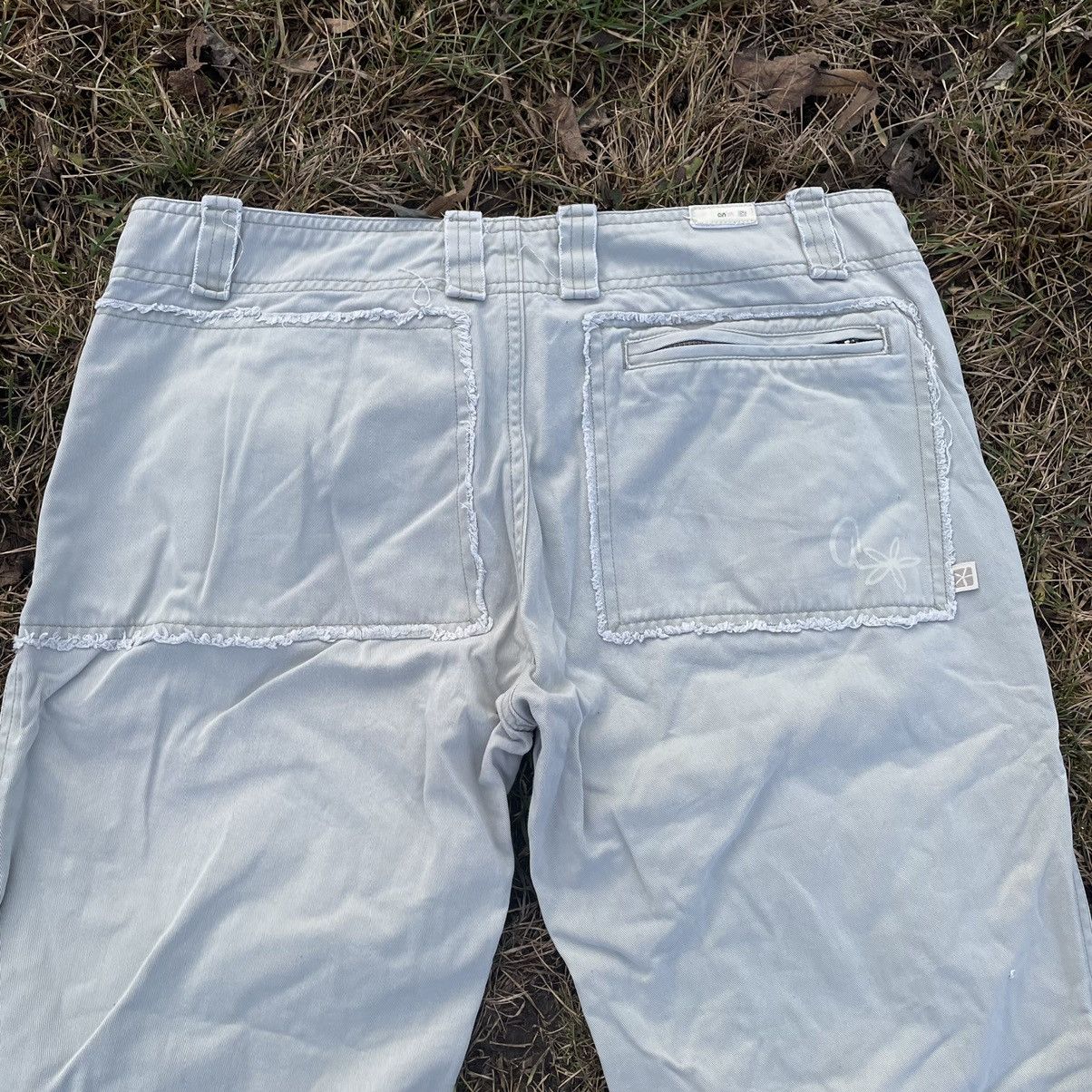 Vintage Vintage 90s Baggy Cargo Pants Flared Parachute Skate Logo 30 Size 30" / US 8 / IT 44 - 8 Thumbnail