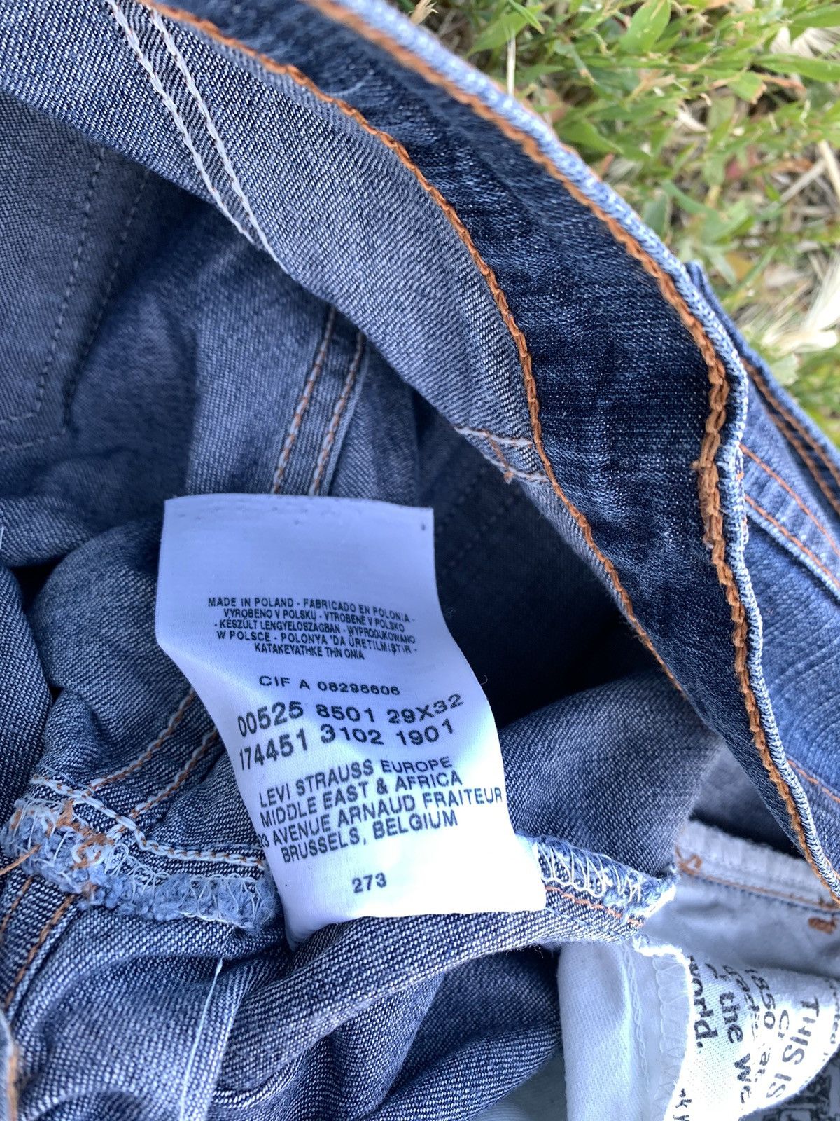 Levi's Vintage Levi’s flared jeans streetwear style size 29x32 Size 29" - 7 Thumbnail