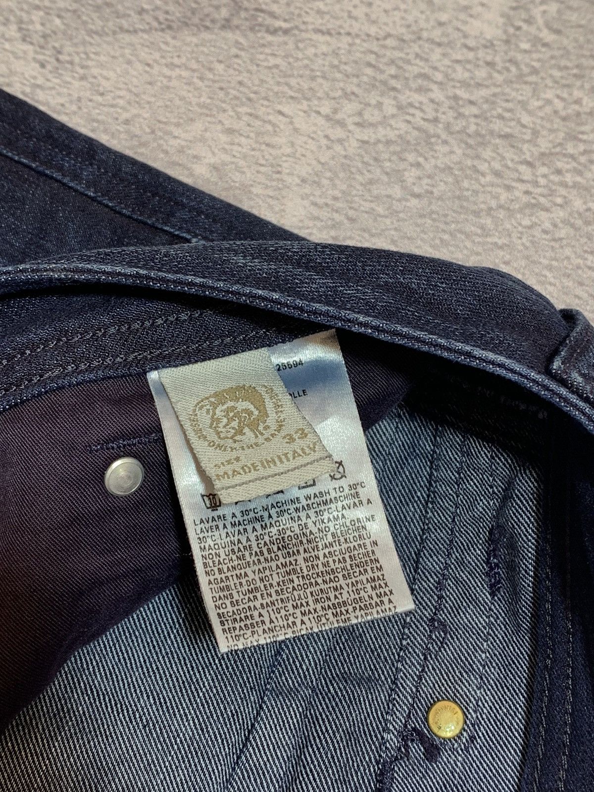 Diesel × Vintage Vintage Y2K Diesel Dughan jeans denim faded style size 33x32 Size US 33 - 4 Thumbnail