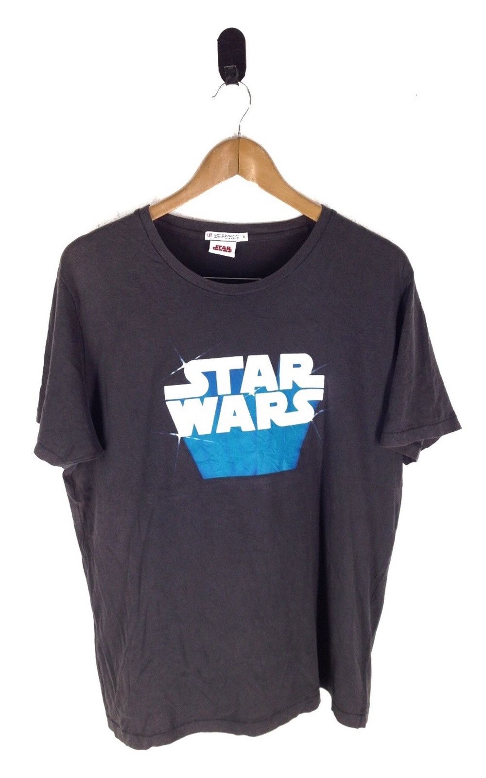Star Wars × Uniqlo Star Wars T-Shirts cw21 Size US XL / EU 56 / 4 - 1 Thumbnail