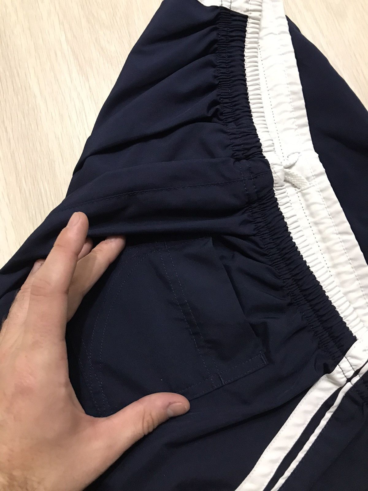 Nike Vintage Nike Shorts small swoosh Size US 34 / EU 50 - 7 Thumbnail