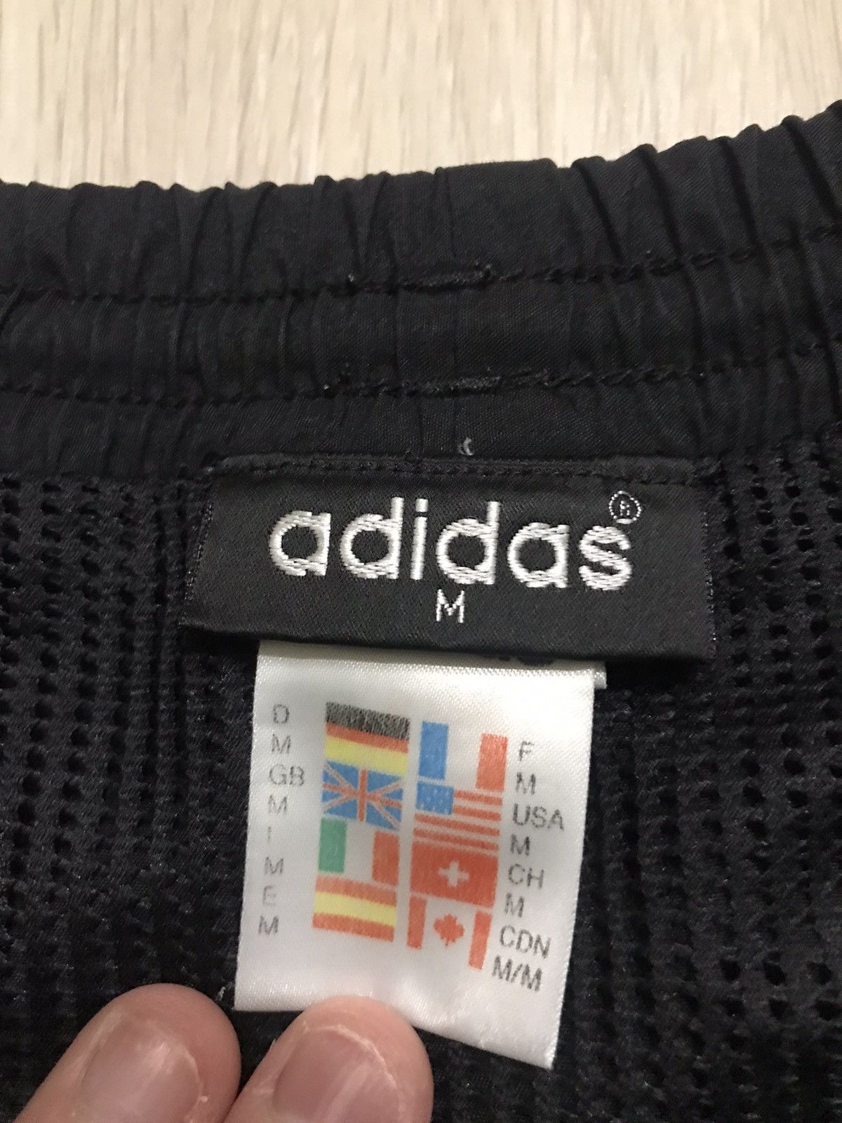 Vintage Vintage Black Adidas shorts M 32” Size US 32 / EU 48 - 6 Thumbnail