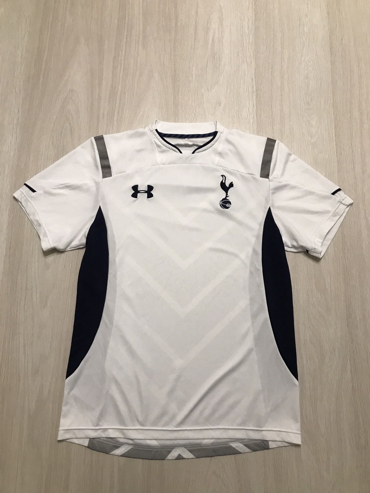 Under Armour Under Armour Jersey Shirt totenham Size US L / EU 52-54 / 3 - 1 Thumbnail