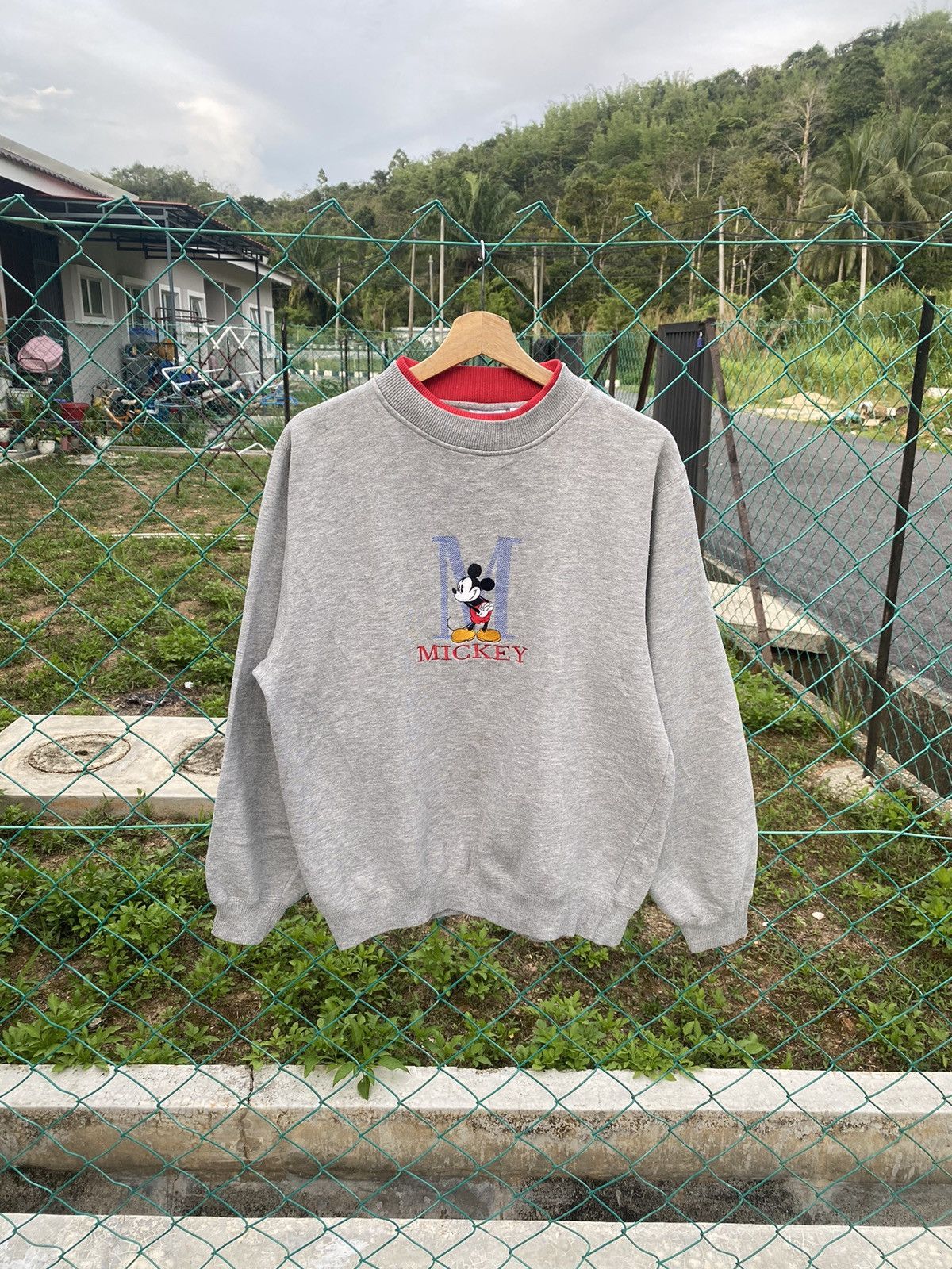 Cartoon Network × Mickey Mouse × Vintage ⚡️Steals⚡️ Vintage Mickey Mouse Embroidery Sweatshirt Size US L / EU 52-54 / 3 - 1 Thumbnail