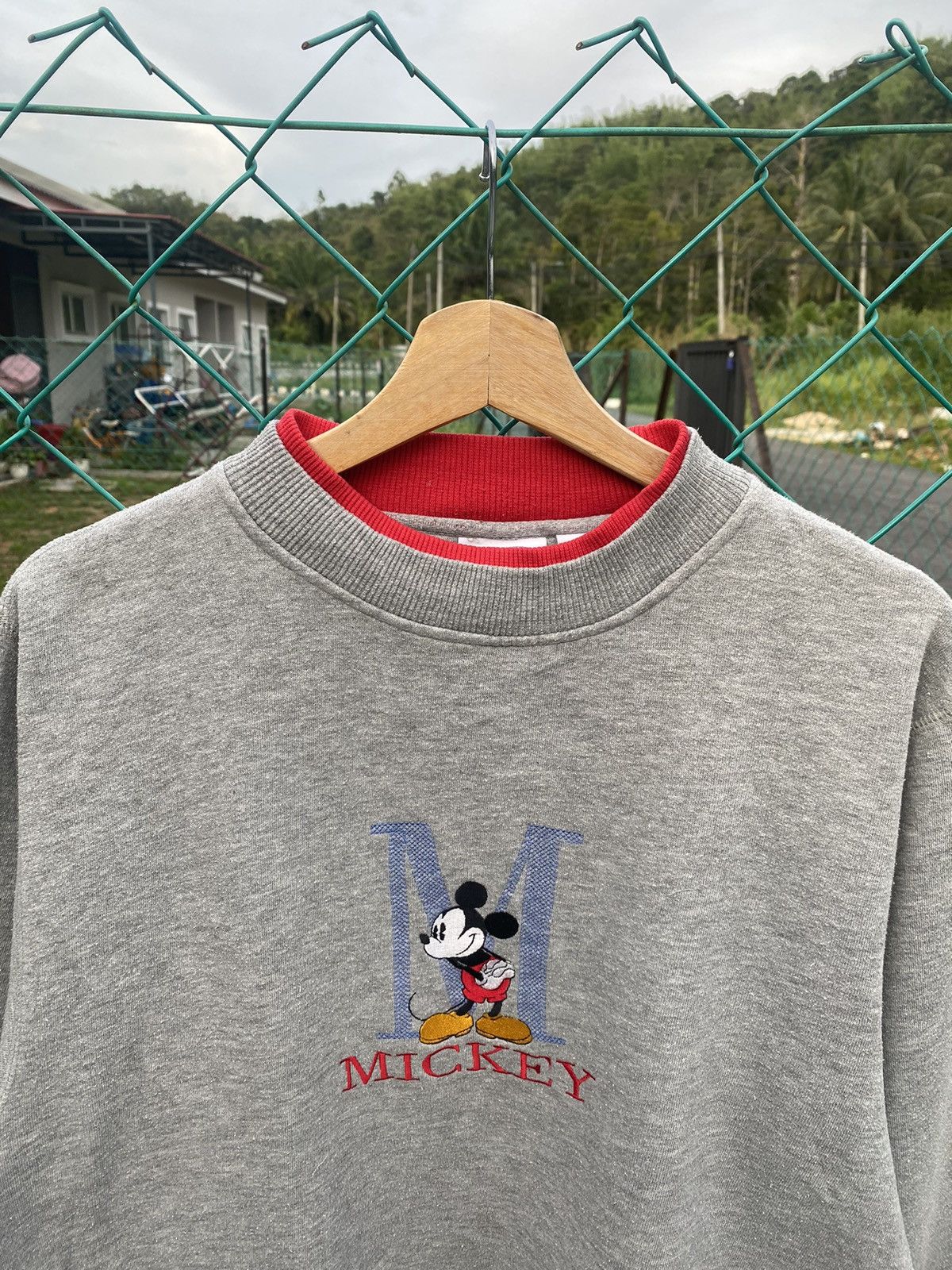 Cartoon Network × Mickey Mouse × Vintage ⚡️Steals⚡️ Vintage Mickey Mouse Embroidery Sweatshirt Size US L / EU 52-54 / 3 - 3 Thumbnail