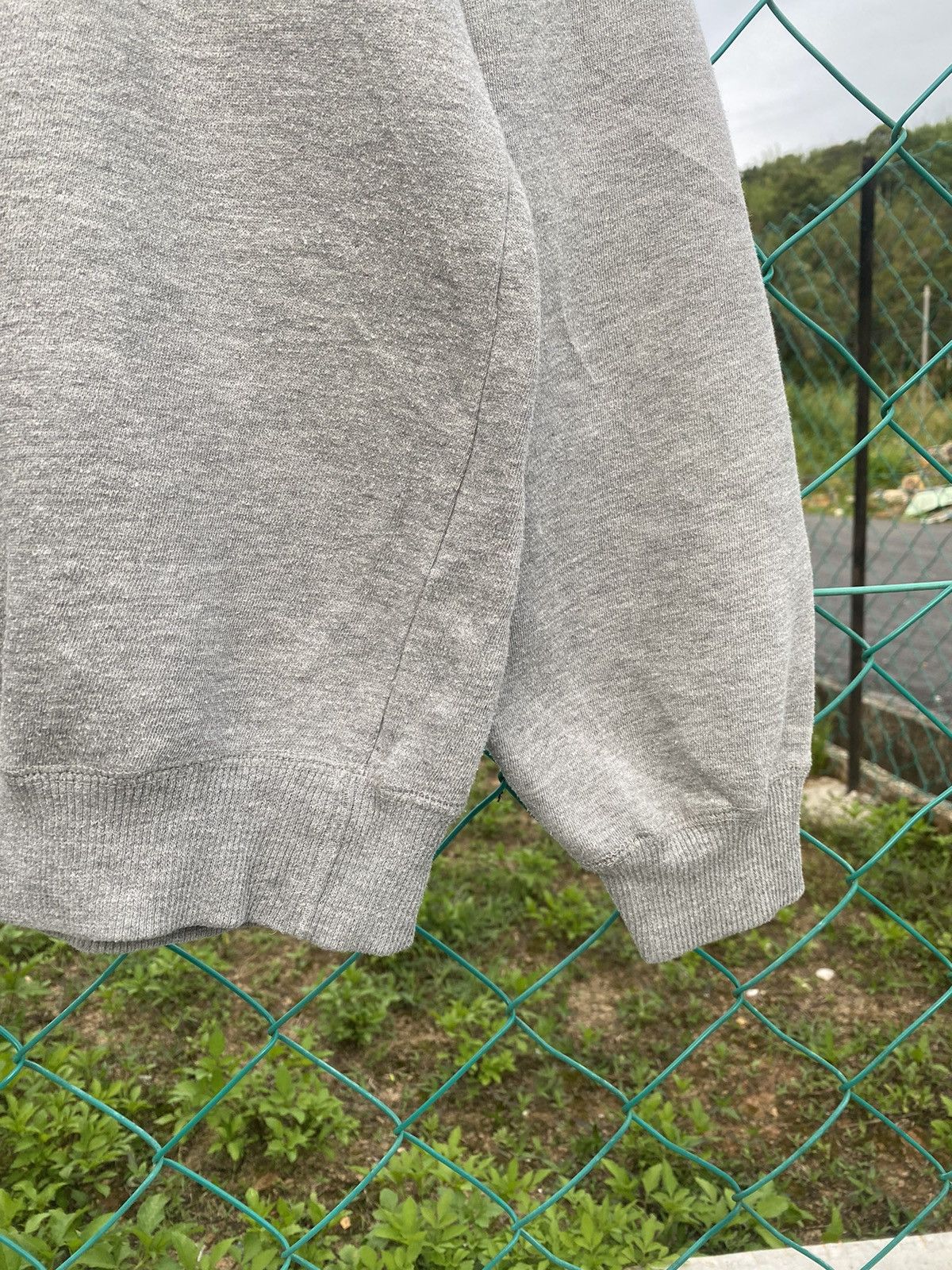 Cartoon Network × Mickey Mouse × Vintage ⚡️Steals⚡️ Vintage Mickey Mouse Embroidery Sweatshirt Size US L / EU 52-54 / 3 - 4 Thumbnail
