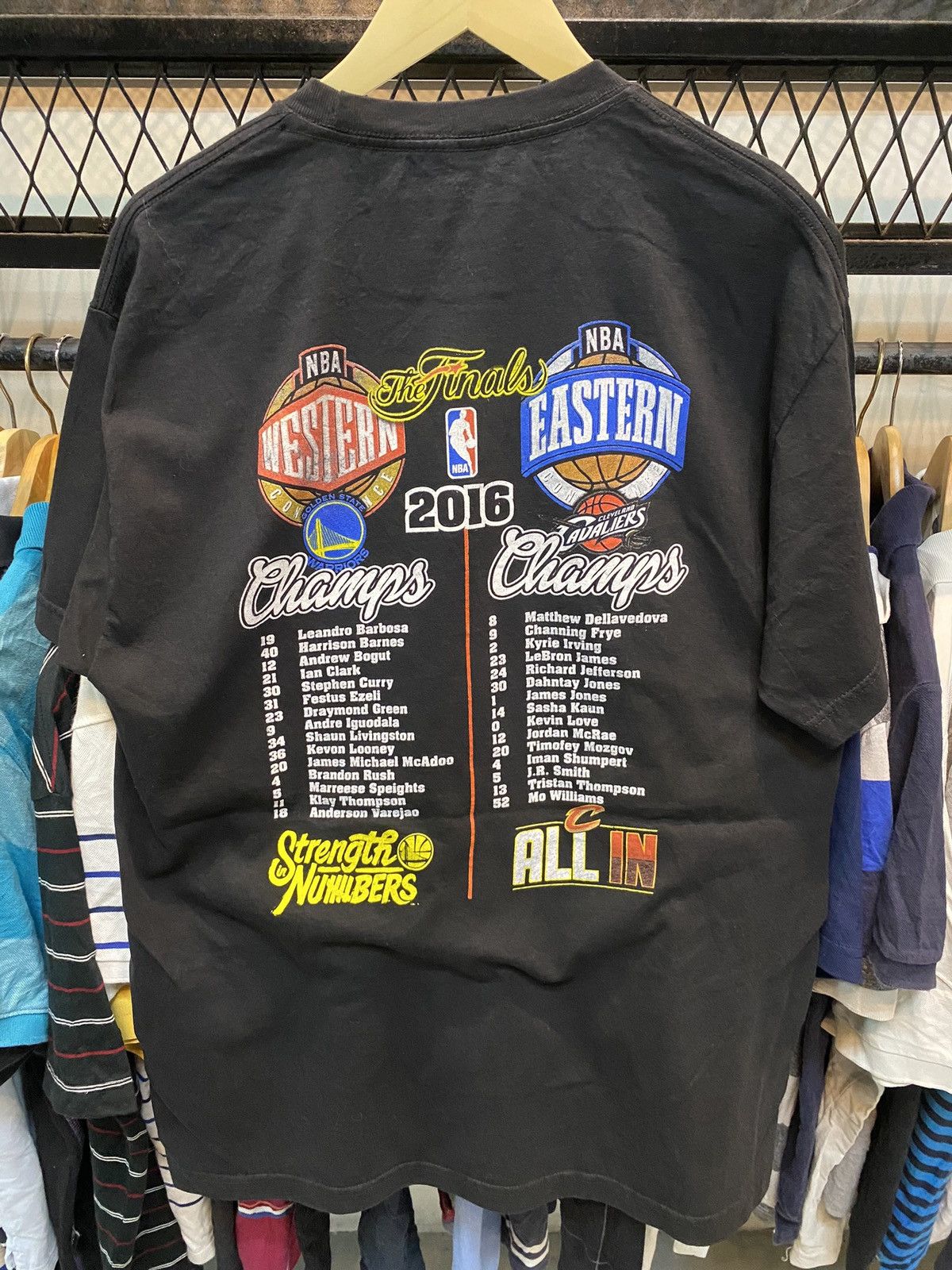 Vintage Golden State Warriors Vs Cleveland Cavaliers Raptees