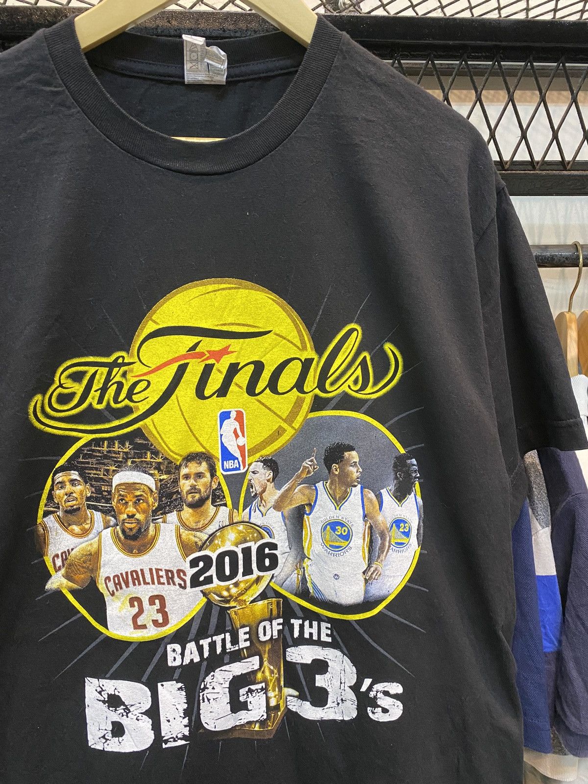 Vintage Golden State Warriors Vs Cleveland Cavaliers Raptees