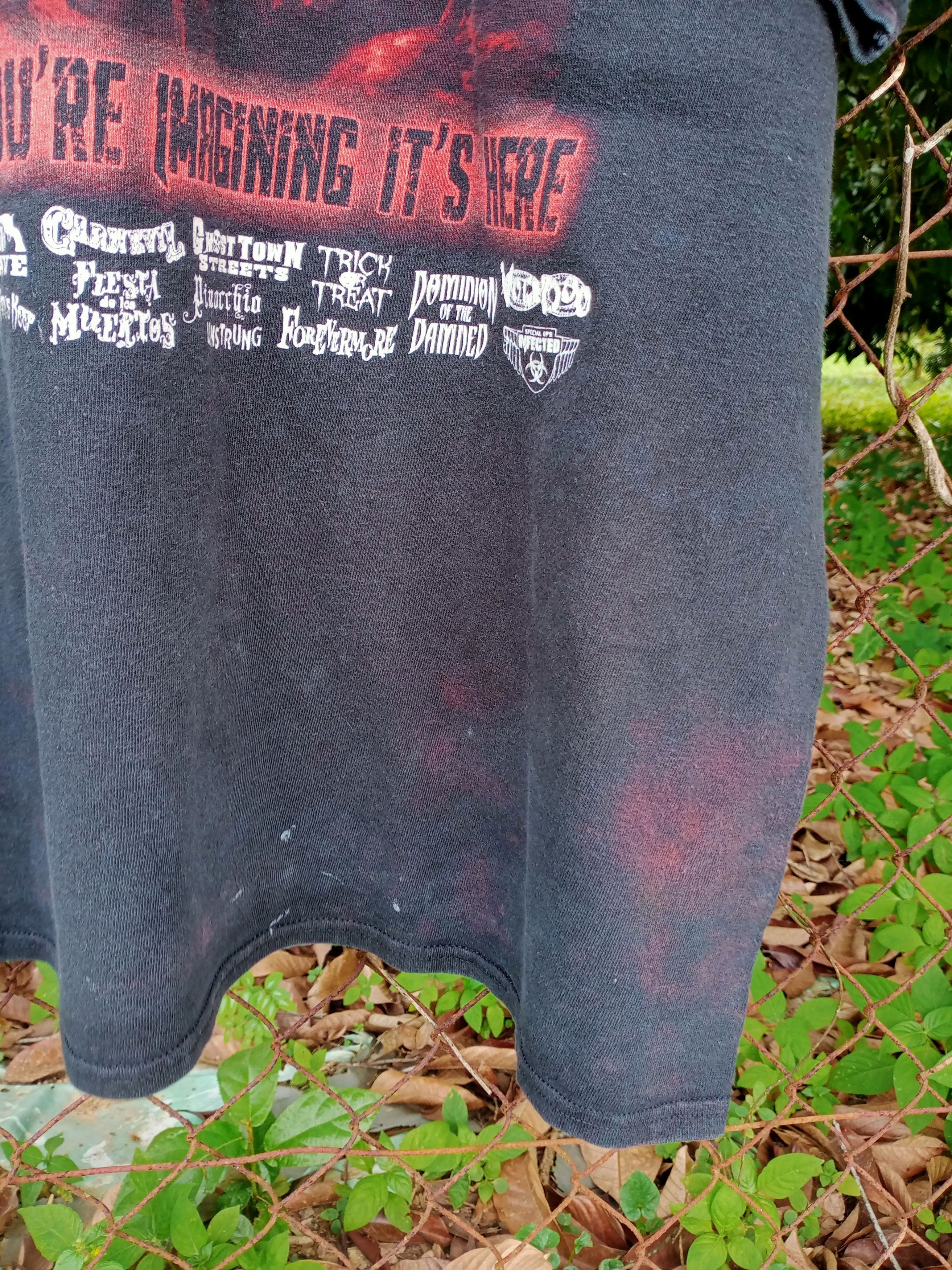 Expert Horror Early 00's Vintage Knott’s Scary Farm Size US XL / EU 56 / 4 - 5 Thumbnail