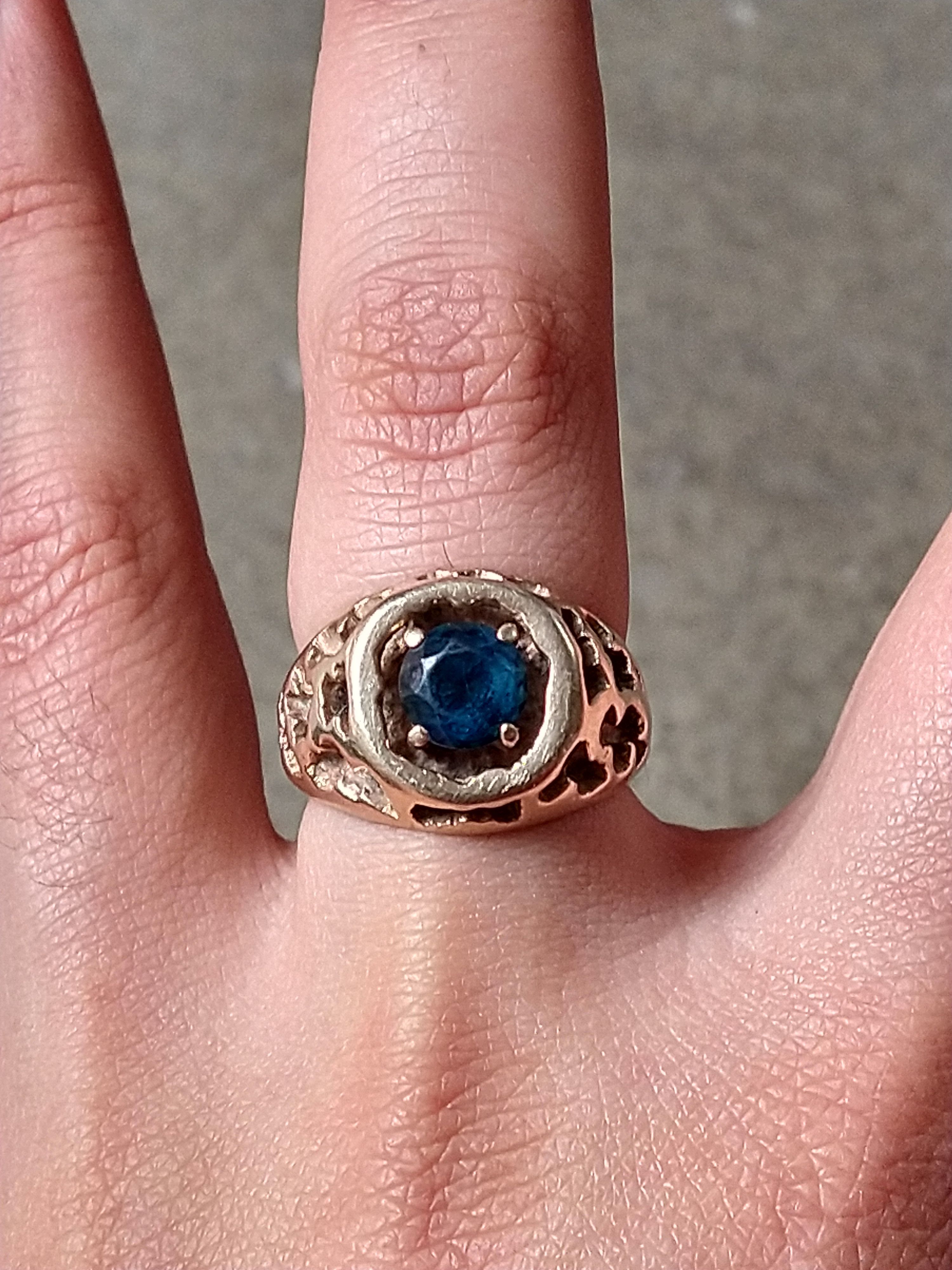 Jewelry Vintage 14K Gold Ring Size 9 Blue Glass Nugget Brutalist Size ONE SIZE - 15 Thumbnail