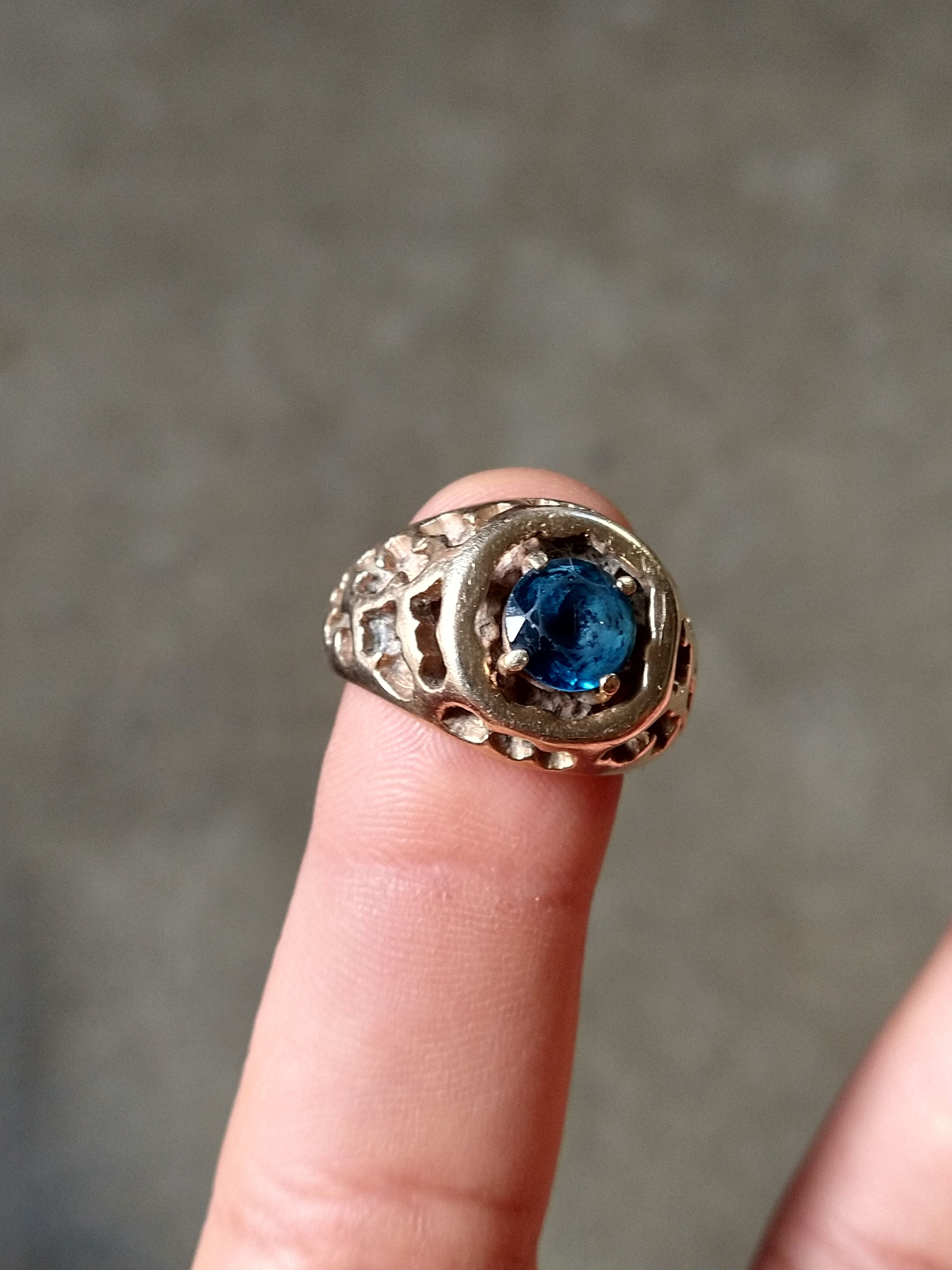 Jewelry Vintage 14K Gold Ring Size 9 Blue Glass Nugget Brutalist Size ONE SIZE - 19 Thumbnail
